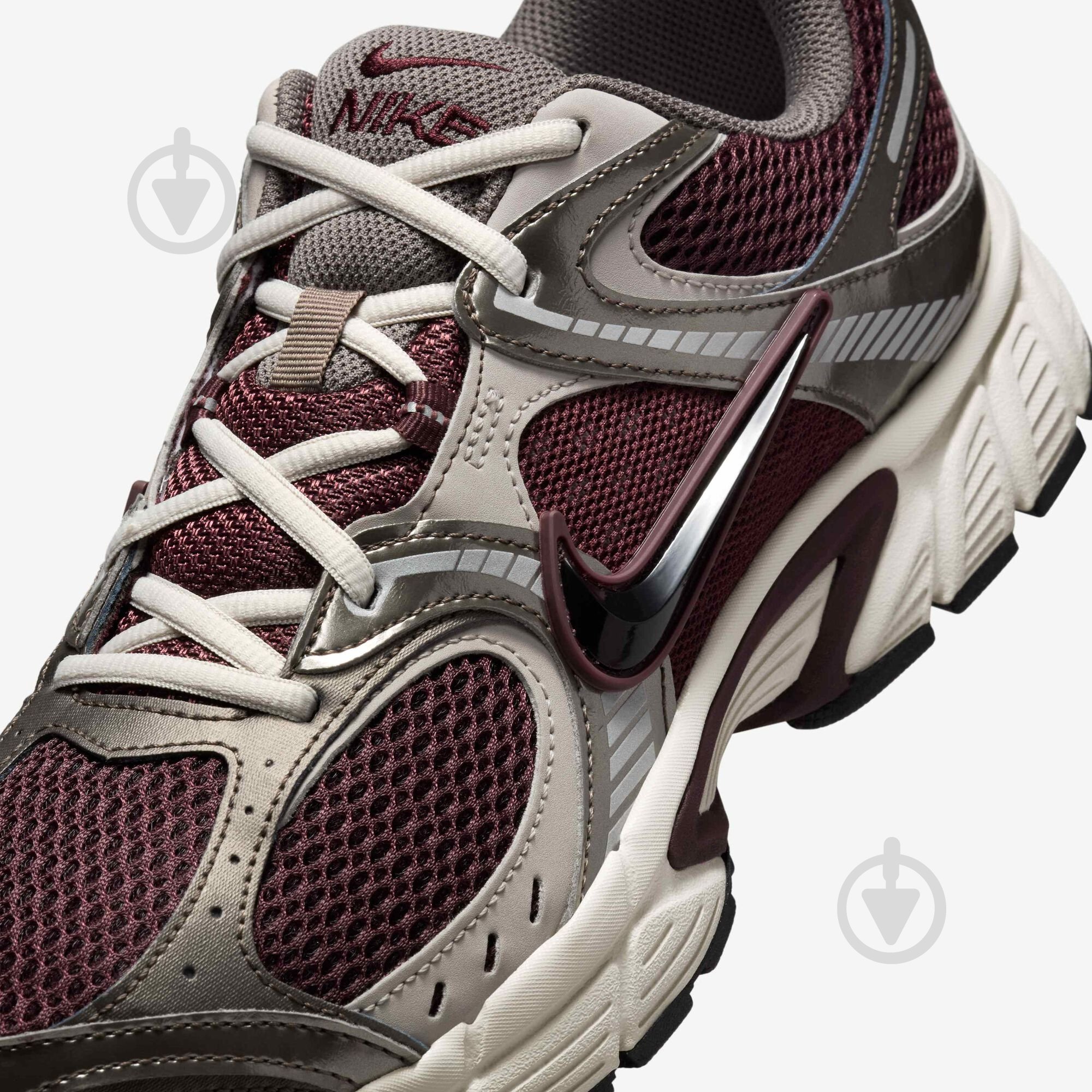 Кроссовки Nike NIKE V5 RNR HJ5228-600 р.45,5 - фото 8 Кроссовки Nike NIKE V5 RNR HJ5228-600 р.45,5 - фото 8