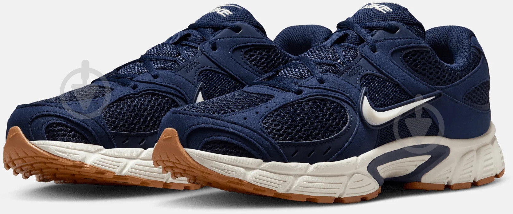 Кросівки Nike NIKE V5 RNR SUEDE II6292-400 р.46 - фото 3 Кросівки Nike NIKE V5 RNR SUEDE II6292-400 р.46 - фото 3