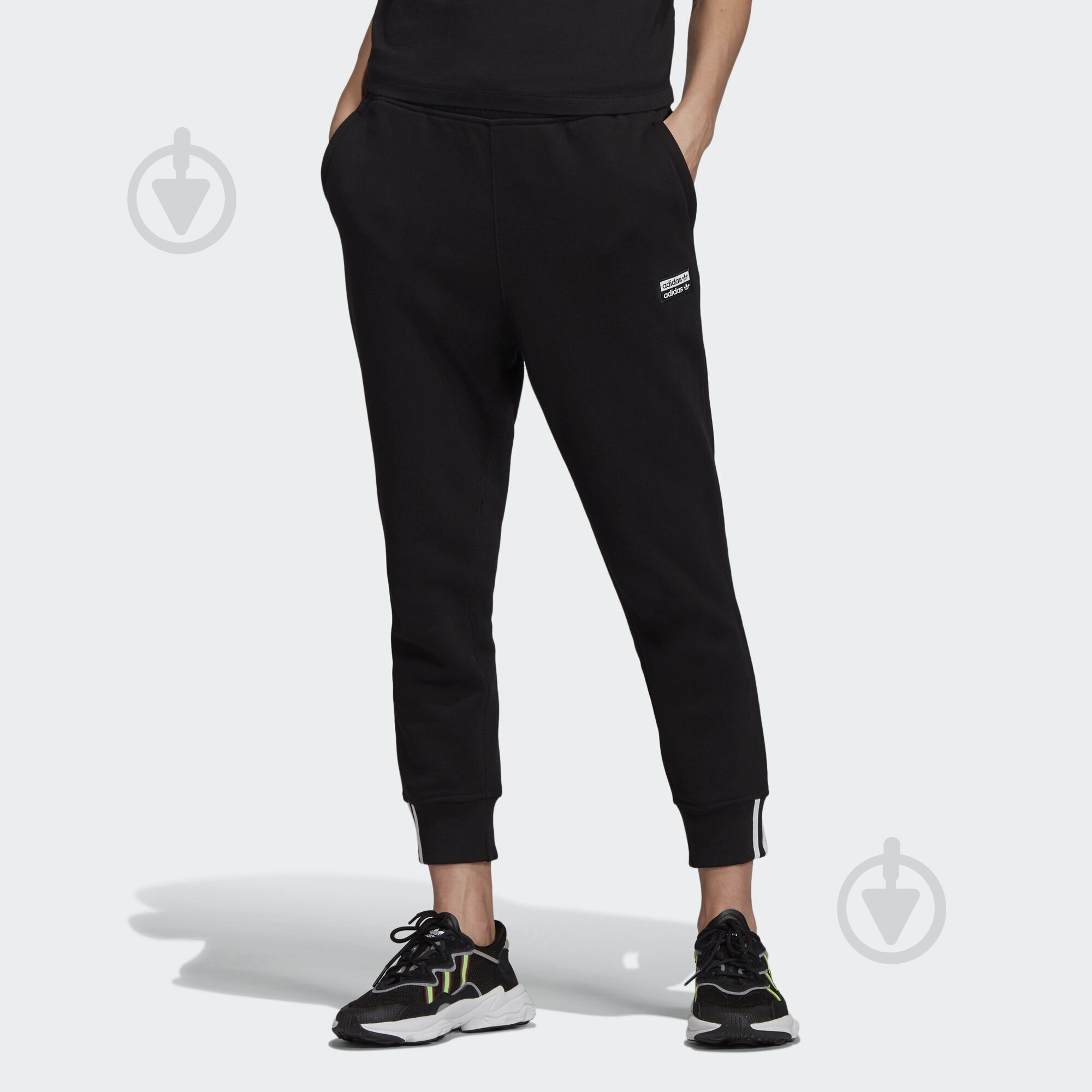 Брюки Adidas PANT ED5851 р. 42 черный - фото 3