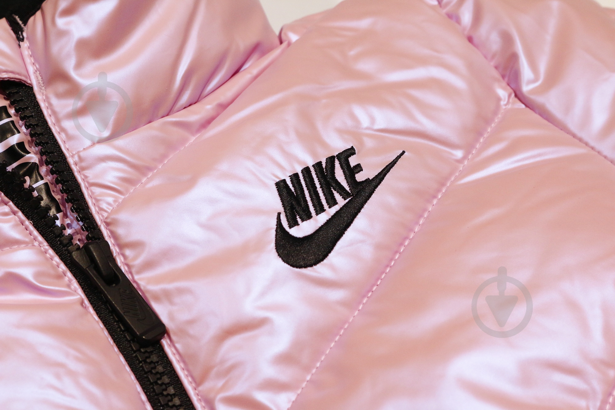Куртка для дівчаток Nike CHEVRON SOLID PUFFER JKT 36J939-A9Y р.4 рожева - фото 7
