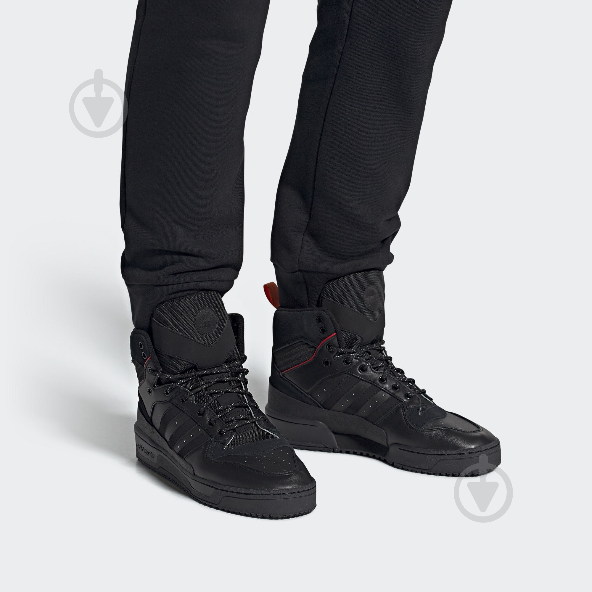 Ботинки Adidas RIVALRY TR EE5528 р.46 черный - фото 10