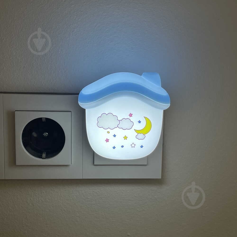 Нічник-розетка Violux LED HOMMY 0,6 Вт блакитний 310307 - фото 1