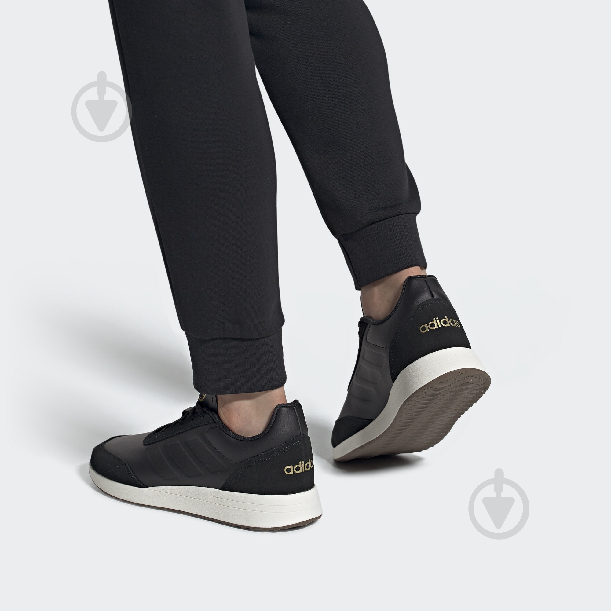 Кроссовки мужские зимние Adidas RUN70S EE9758 р.41 1/3 черные - фото 10