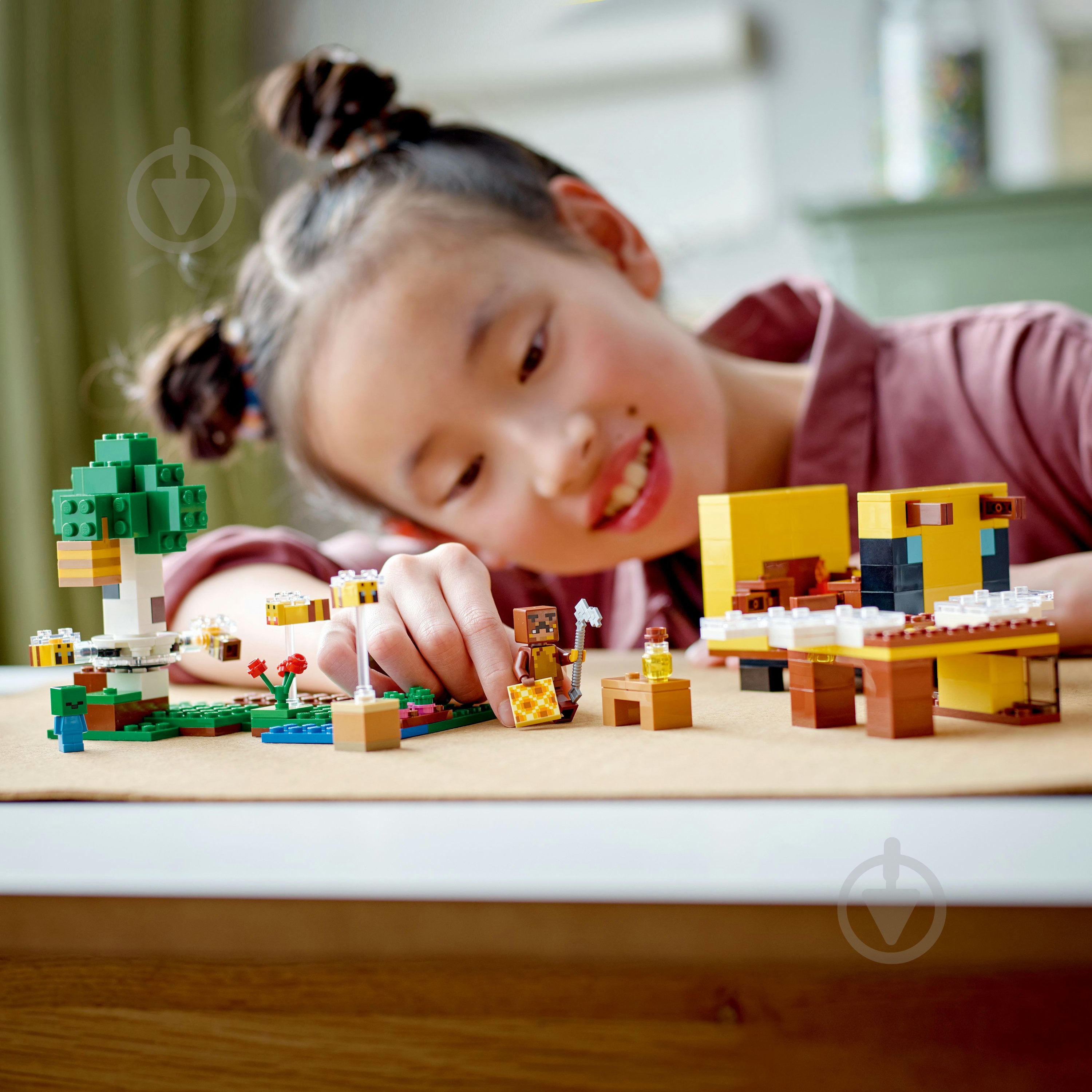 Конструктор LEGO Minecraft Бджолиний будиночок 21241 - фото 4