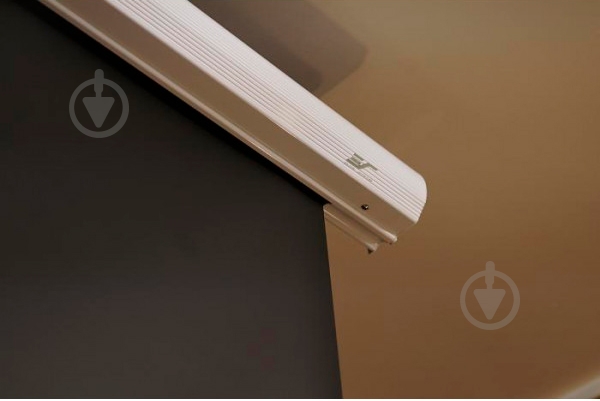 Екран проекційний Elite Screens SK100XHW-E12 - фото 7