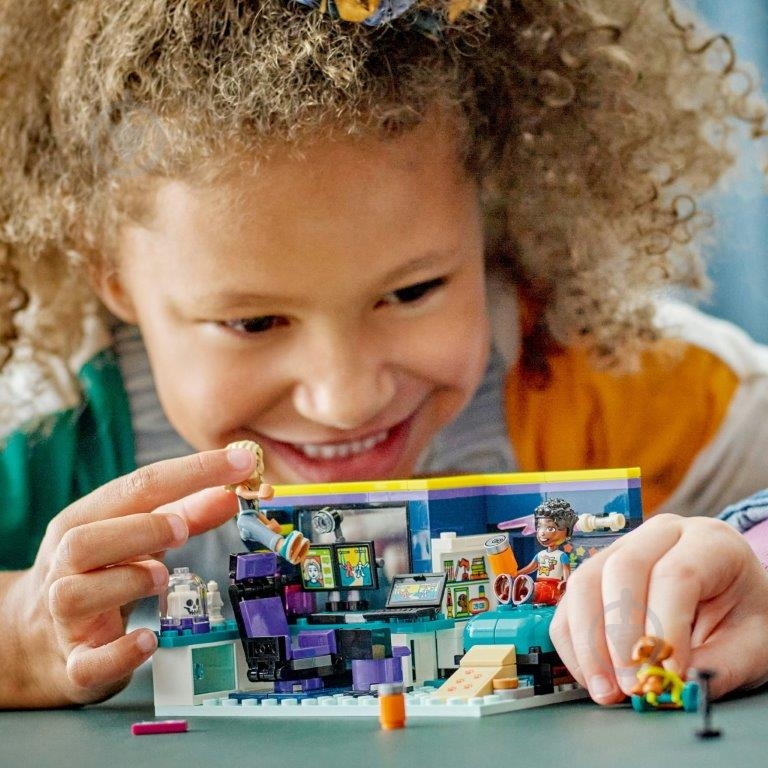 Конструктор LEGO Friends Комната Новы 41755 - фото 4 Конструктор LEGO Friends Комната Новы 41755 - фото 4