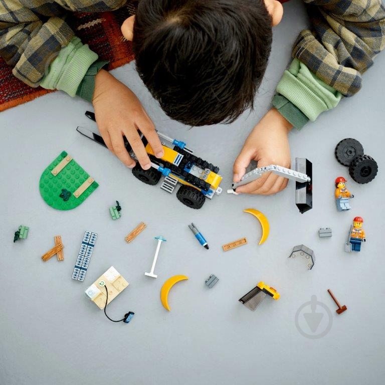 Конструктор LEGO City Строительный экскаватор 60385 - фото 5
