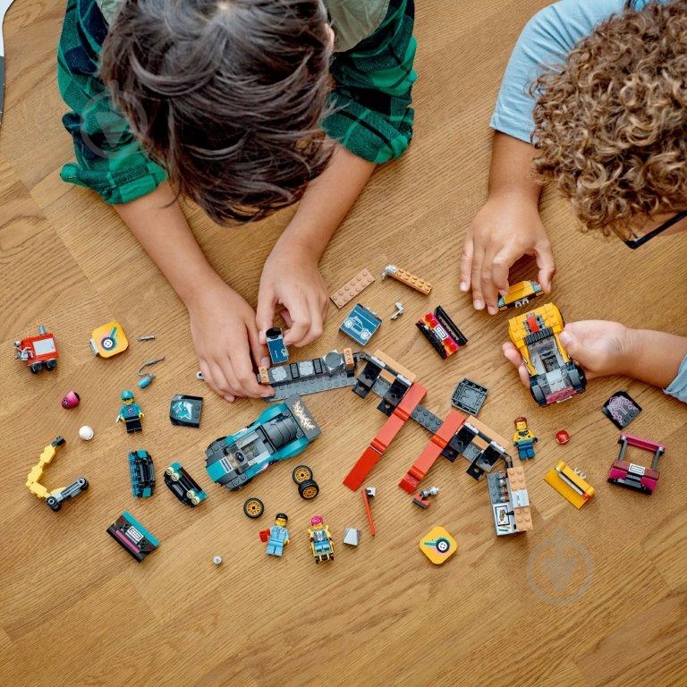 Конструктор LEGO City Тюнінг-ательє 60389 - фото 5 Конструктор LEGO City Тюнінг-ательє 60389 - фото 5
