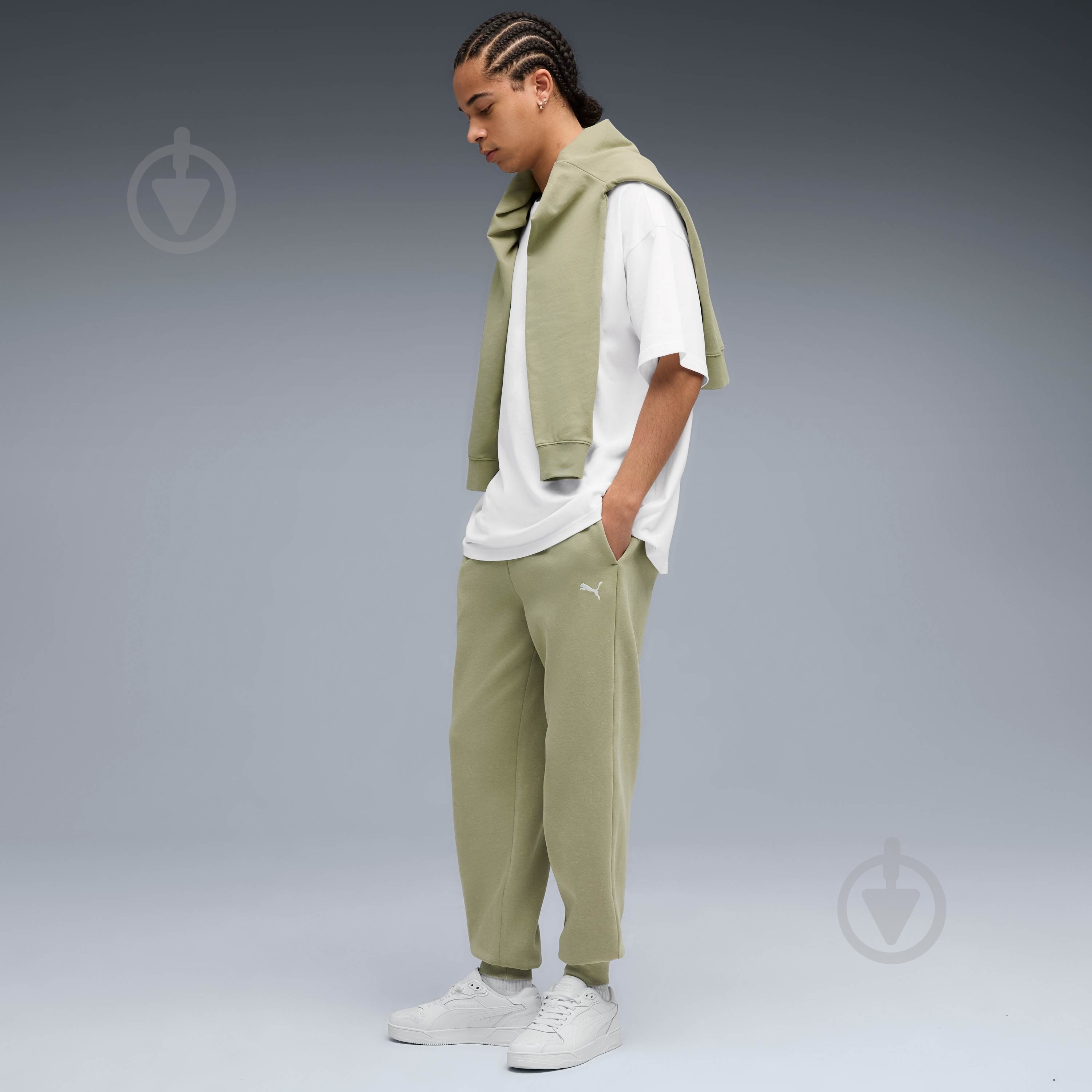 Штани Puma ESS ELEVATED Relaxed Wash Sweatpants FL 68843682 р. L хакі - фото 3