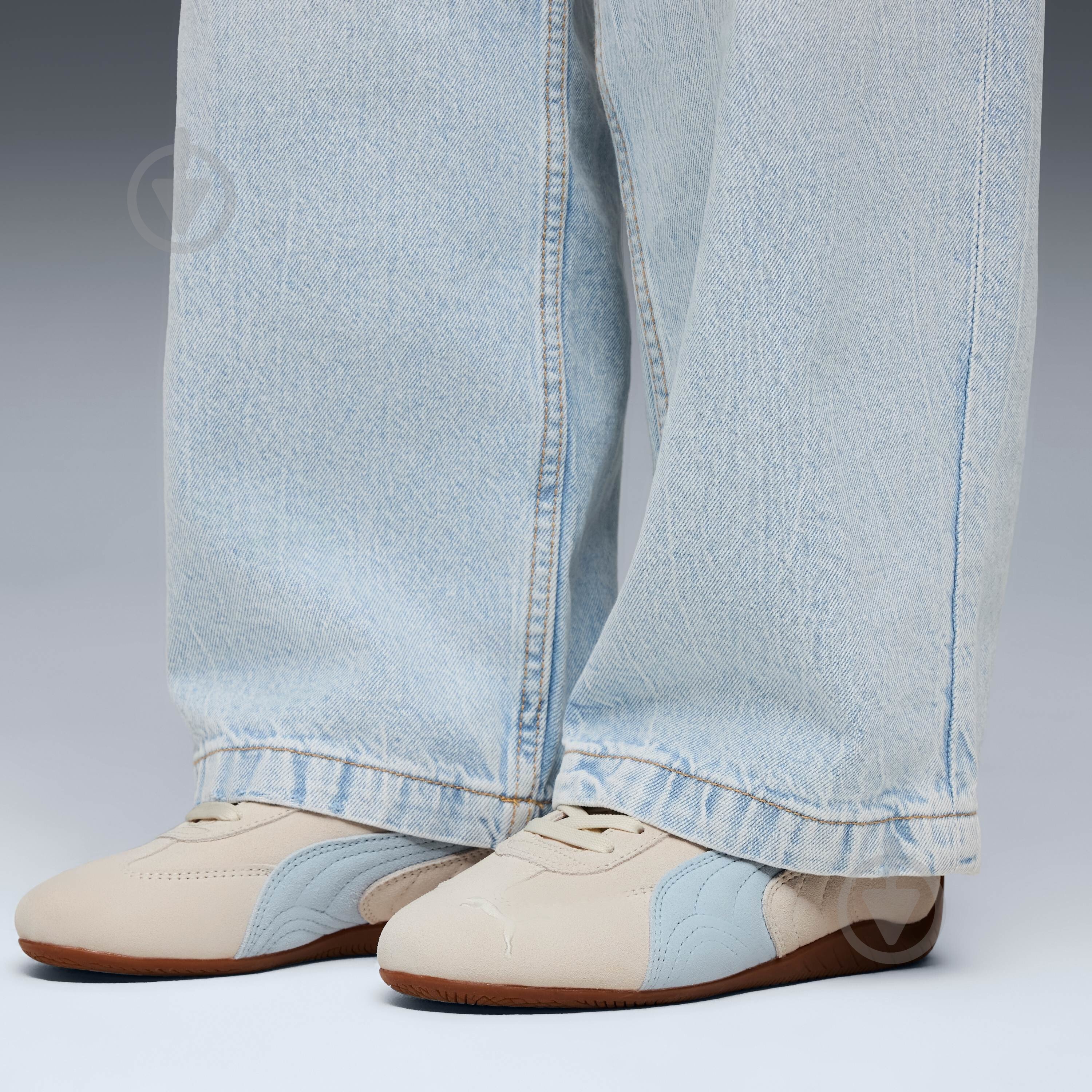 Кросівки для дівчаток Puma Speedcat Jr 40169819 р.37,5 світло-бежеві - фото 7