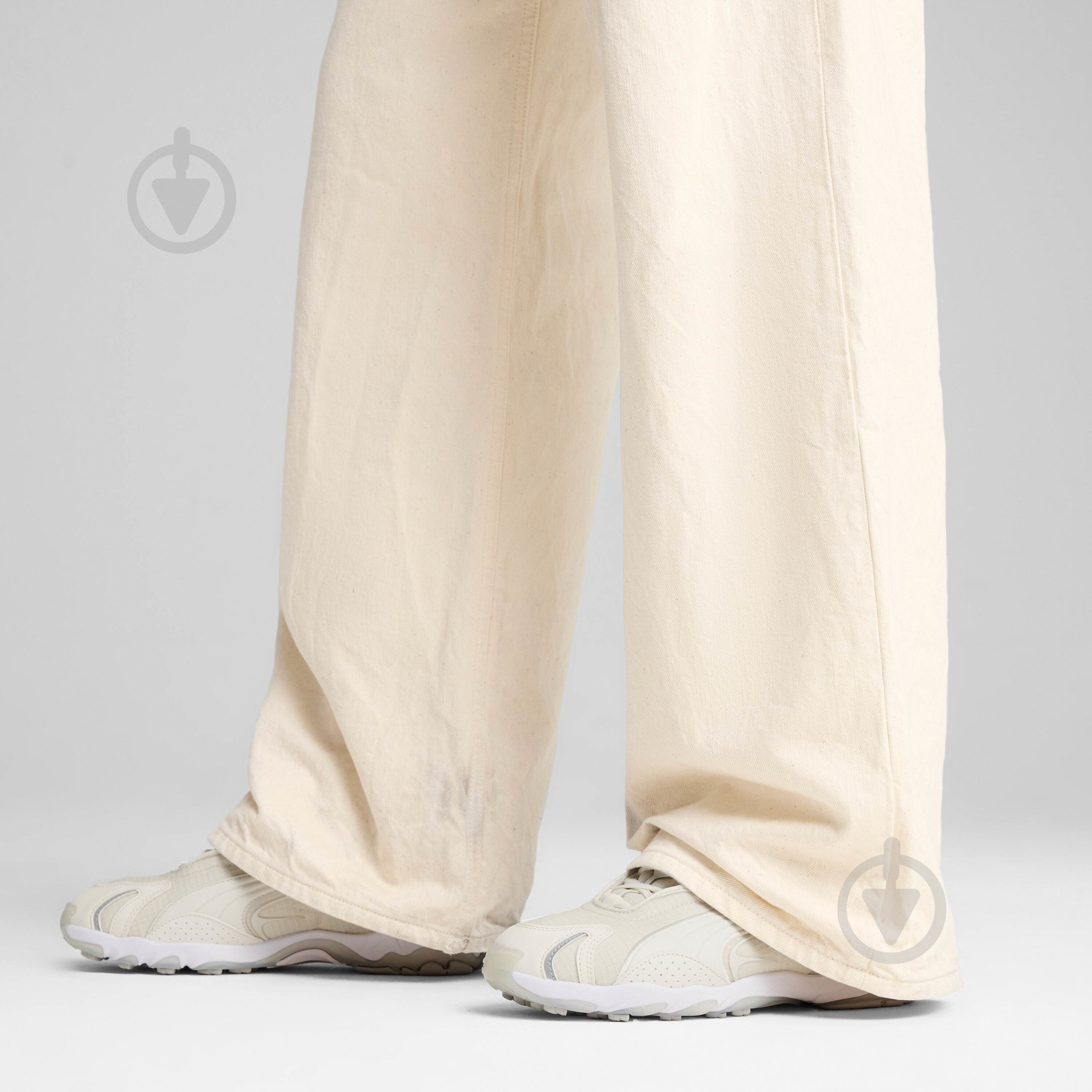 Кросівки жіночі Puma Inhale Essentials 40327501 р.38,5 бежеві - фото 7 Кросівки жіночі Puma Inhale Essentials 40327501 р.38,5 бежеві - фото 7