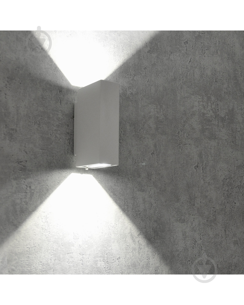 Светильник настенный Goldlux Orlean 2,5 Вт IPIP54 белый 319982 - фото 1 Светильник настенный Goldlux Orlean 2,5 Вт IPIP54 белый 319982 - фото 1