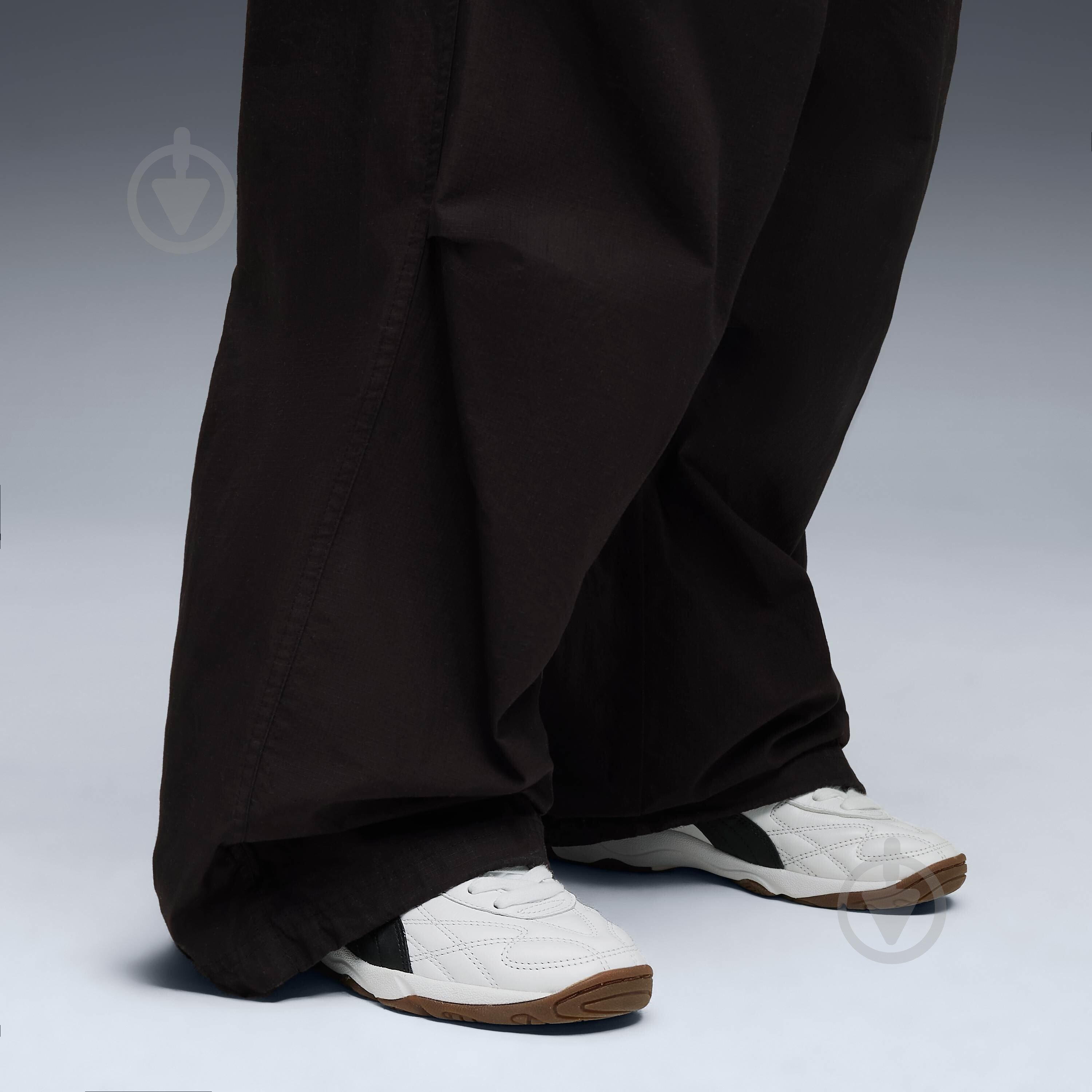 Кросівки чоловічі Puma King Indoor 40168313 р.41 білі - фото 7