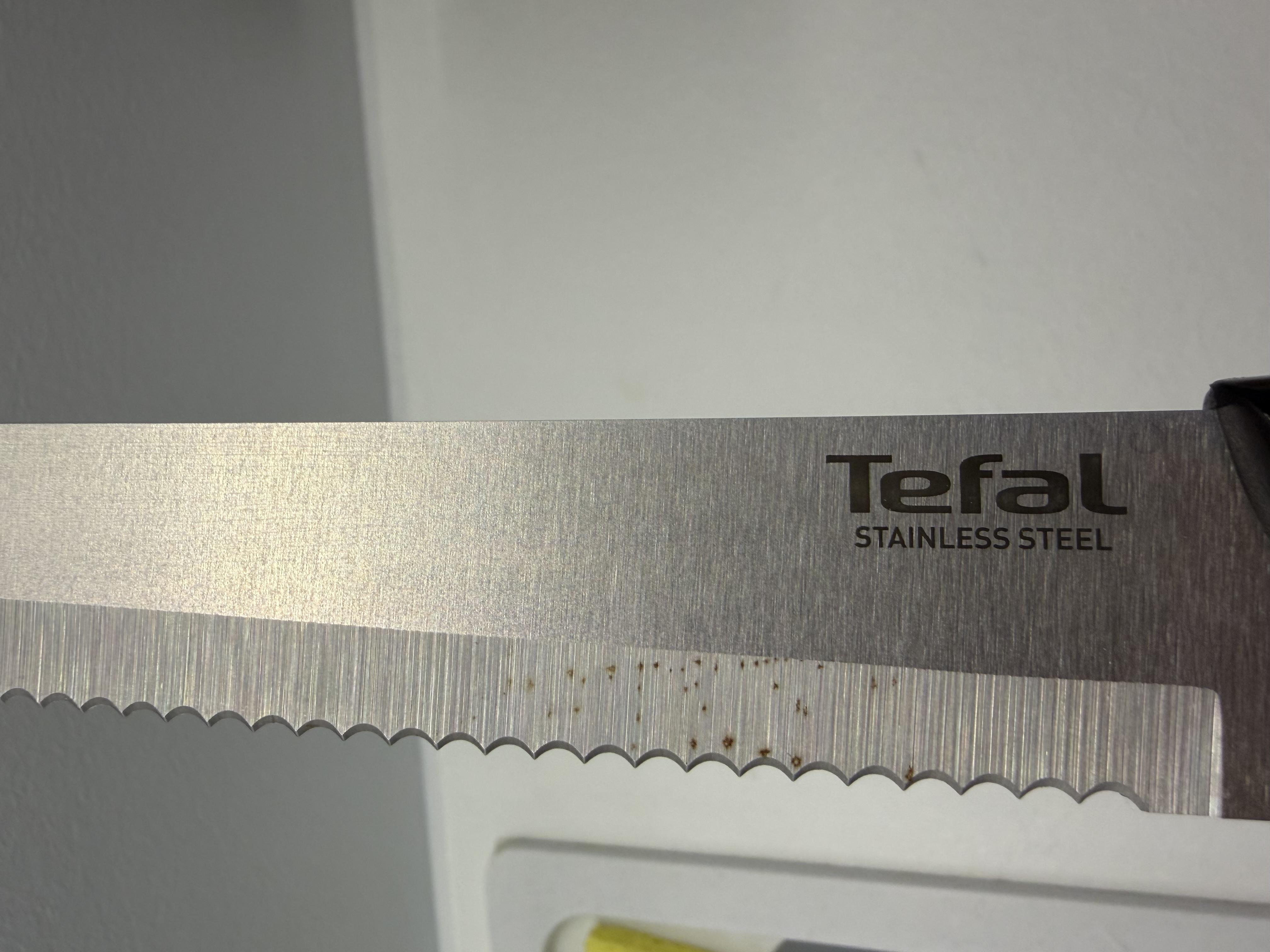 Нож для хлеба Tefal Comfort 20 см K2213474 в реальных условиях использования от пользователя Юлія.