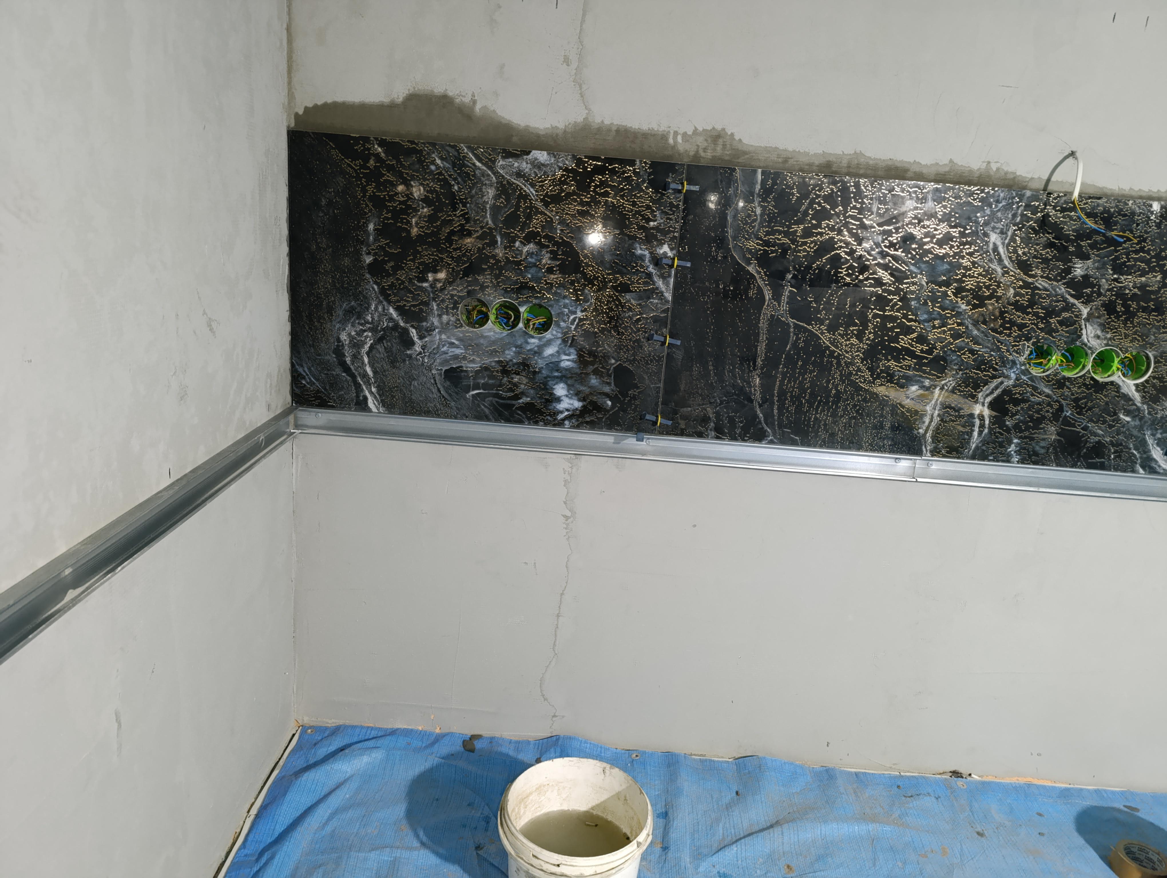 Фото: Плитка универсальная KT Exclusive Black Lux JS12054 60х120 см (12054), отправлено покупателем Ерік Плитка универсальная KT Exclusive Black Lux JS12054 60х120 см (12054) в реальных условиях использования от покупателя Ерік.