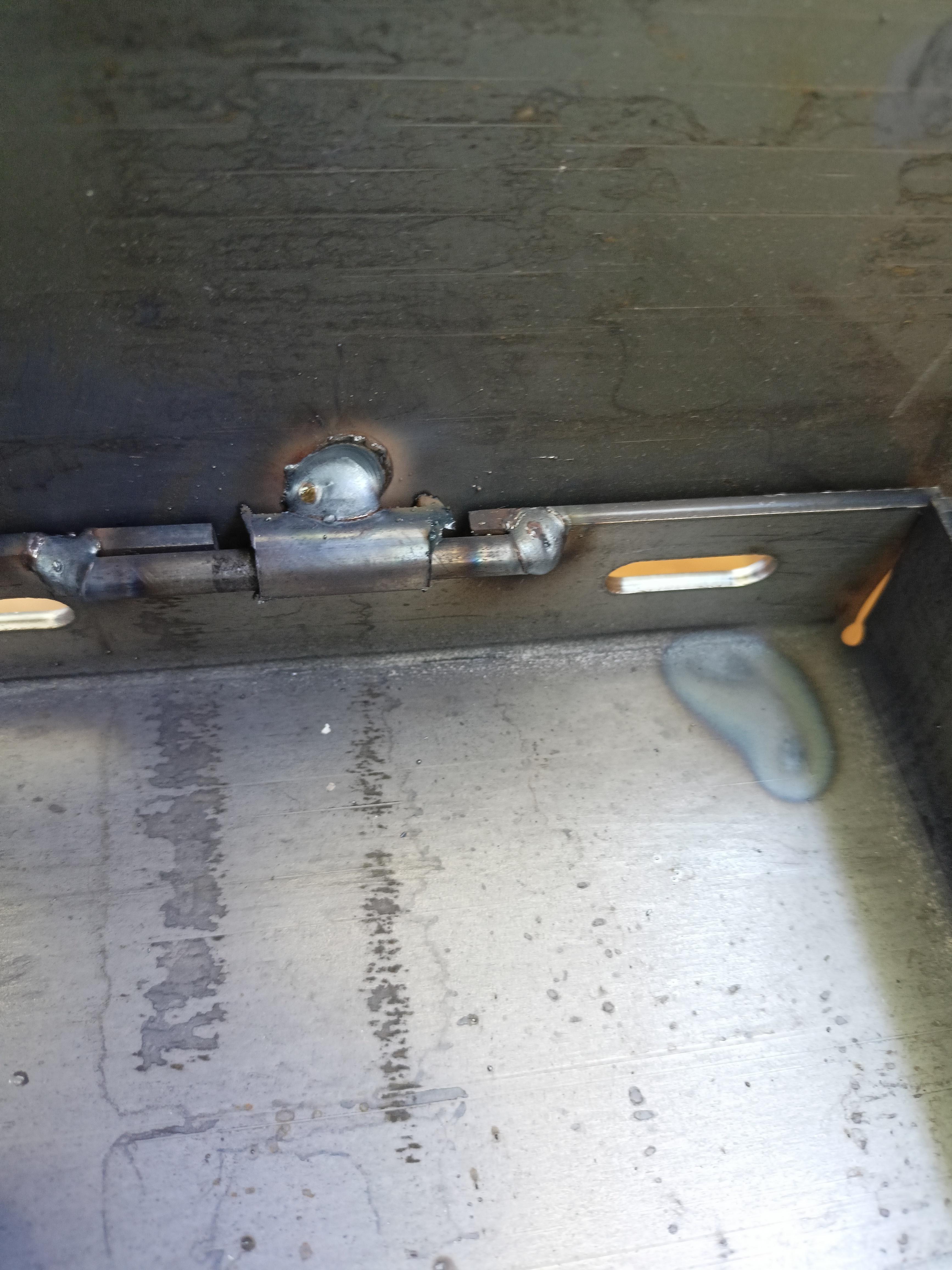 Фото: Мангал-чемодан Вогник з набором на 8 шампурів 3 мм (КМВД8/3), надіслане користувачем Владимир Мангал-чемодан Вогник з набором на 8 шампурів 3 мм (КМВД8/3) у реальних умовах використання від користувача Владимир.