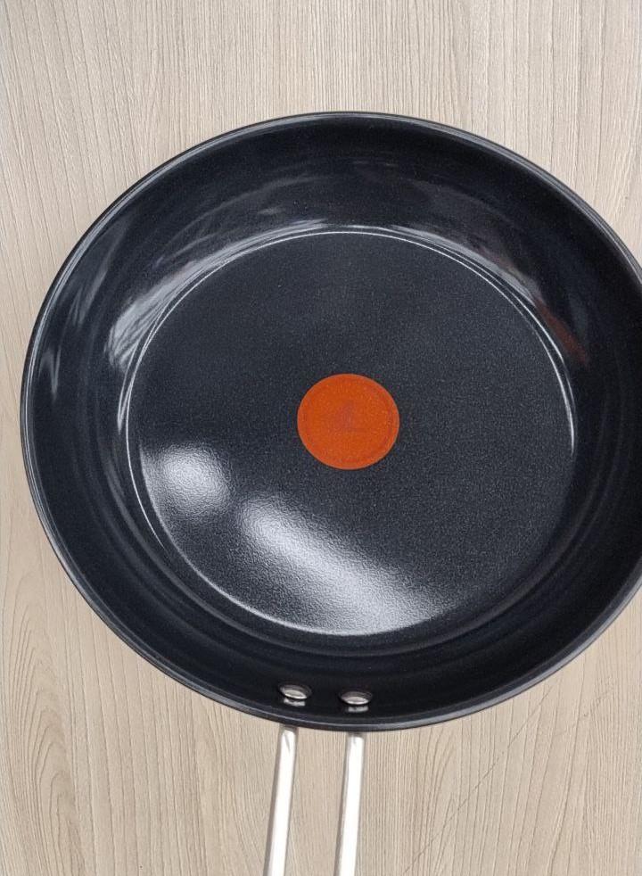 Сковорода Tefal Nordica 24 см H8710455 у реальних умовах використання від користувача Ольга Ковальчук.