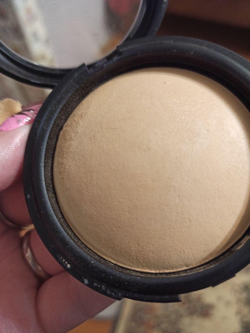 Пудра запечена Pastel Flormar 9 г 030 Mat beige (00262) у реальних умовах використання від покупця Марина.