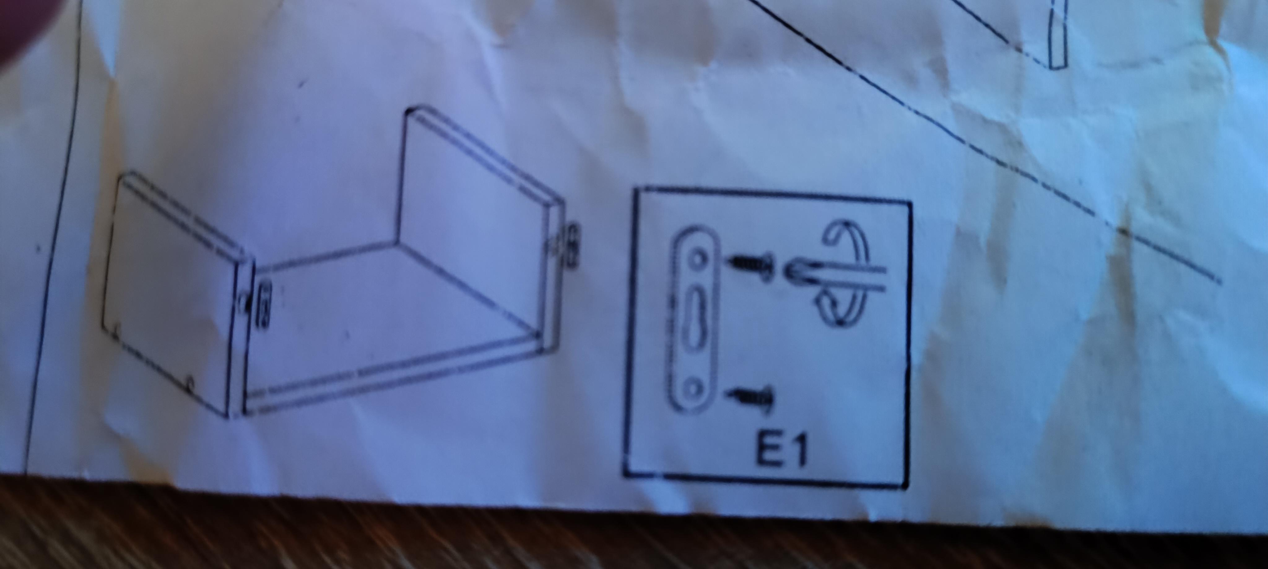 Фото: Комплект навісних полиць Forte Anika 3 шт. Білий, надіслане покупцем Олег Комплект навісних полиць Forte Anika 3 шт. Білий у реальних умовах використання від покупця Олег.
