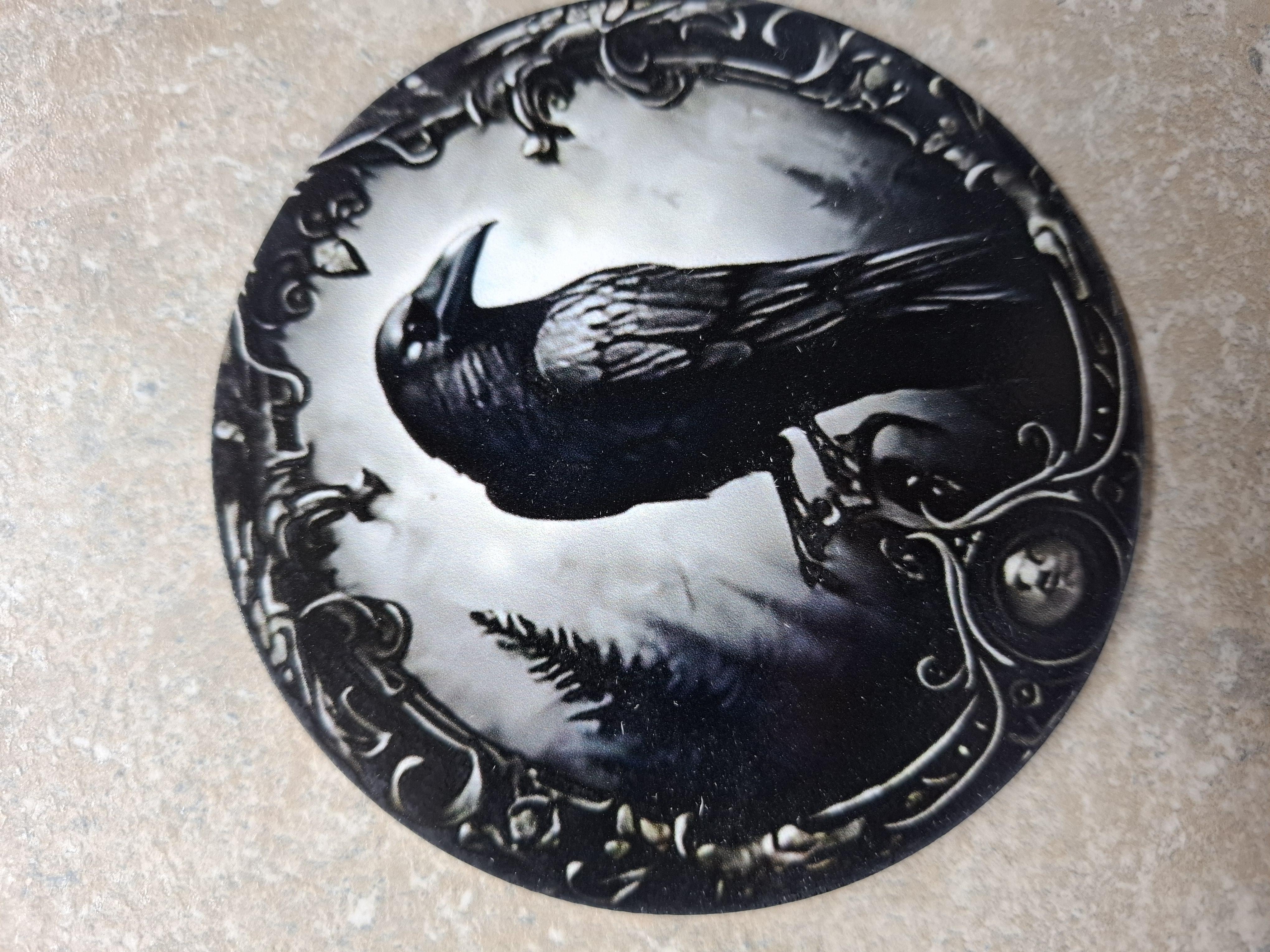 Фото: Набор деревянных подставок под чашки Ворон 8 шт., отправлено покупателем Максим Набор деревянных подставок под чашки Ворон 8 шт. в реальных условиях использования от покупателя Максим.