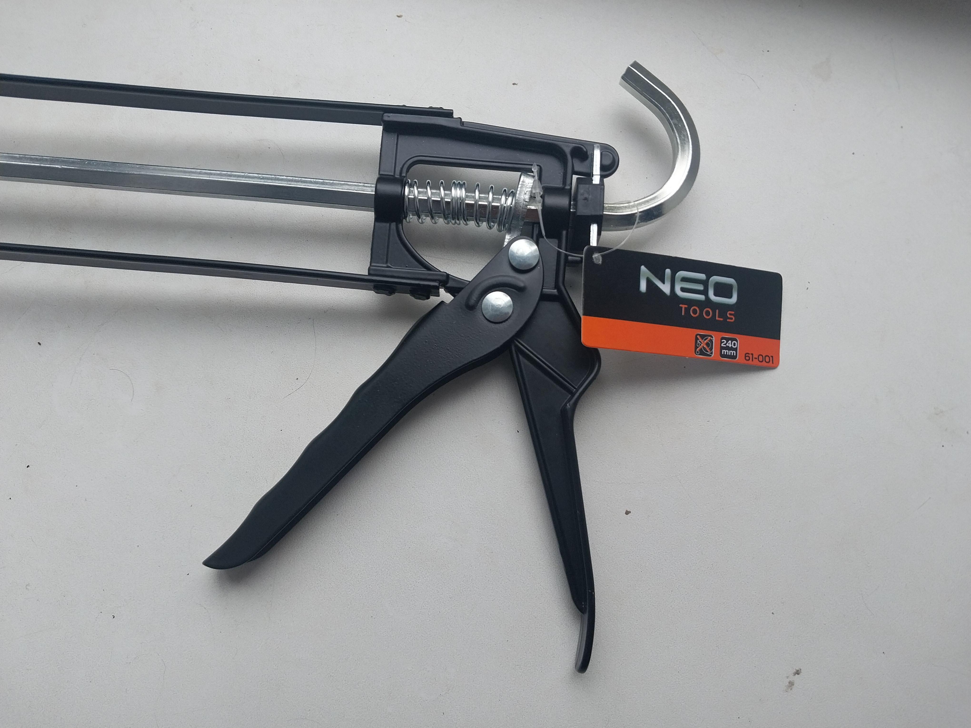 Пистолет для герметика NEO tools 61-001 в реальных условиях использования от покупателя Максим.