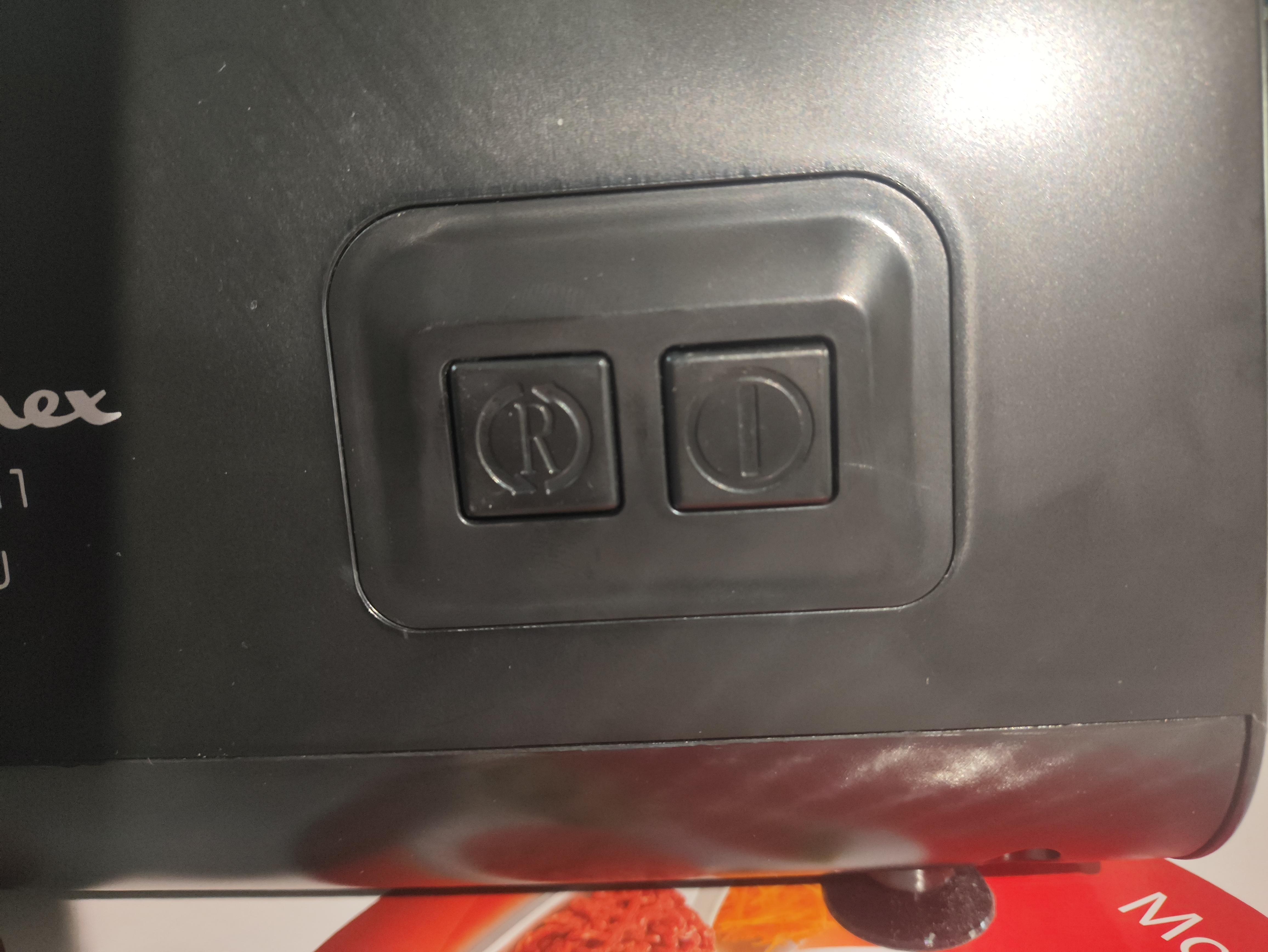 Мясорубка Moulinex ME307832 в реальных условиях использования от пользователя Віталій.