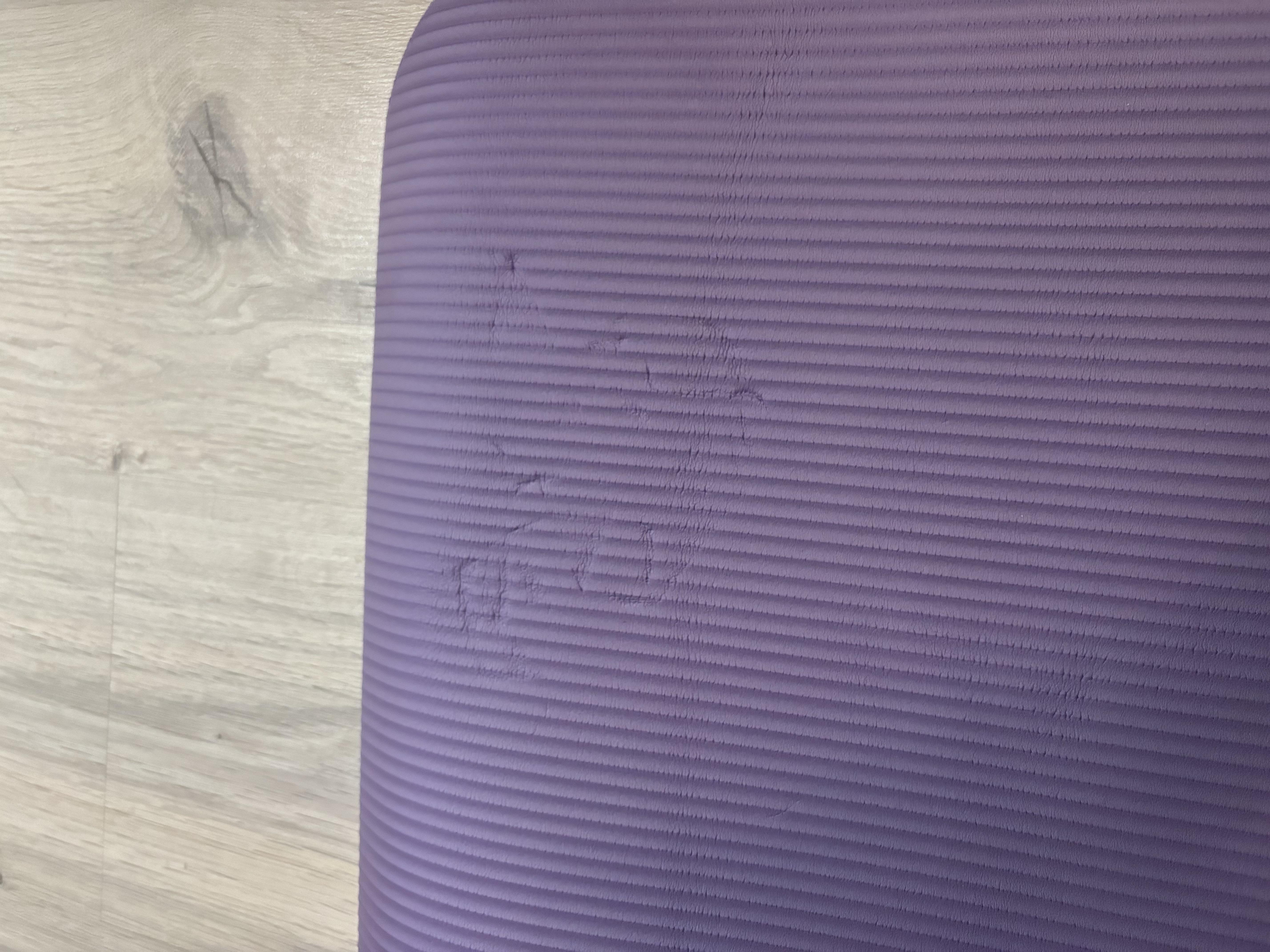 Фото: Килимок для йоги та фітнесу EasyFit 180х60х1 см NBR High-Density 10 мм (EF-NK10OR) помаранчевий, надіслане покупцем Ксенія Килимок для йоги та фітнесу EasyFit 180х60х1 см NBR High-Density 10 мм (EF-NK10OR) помаранчевий у реальних умовах використання від покупця Ксенія.