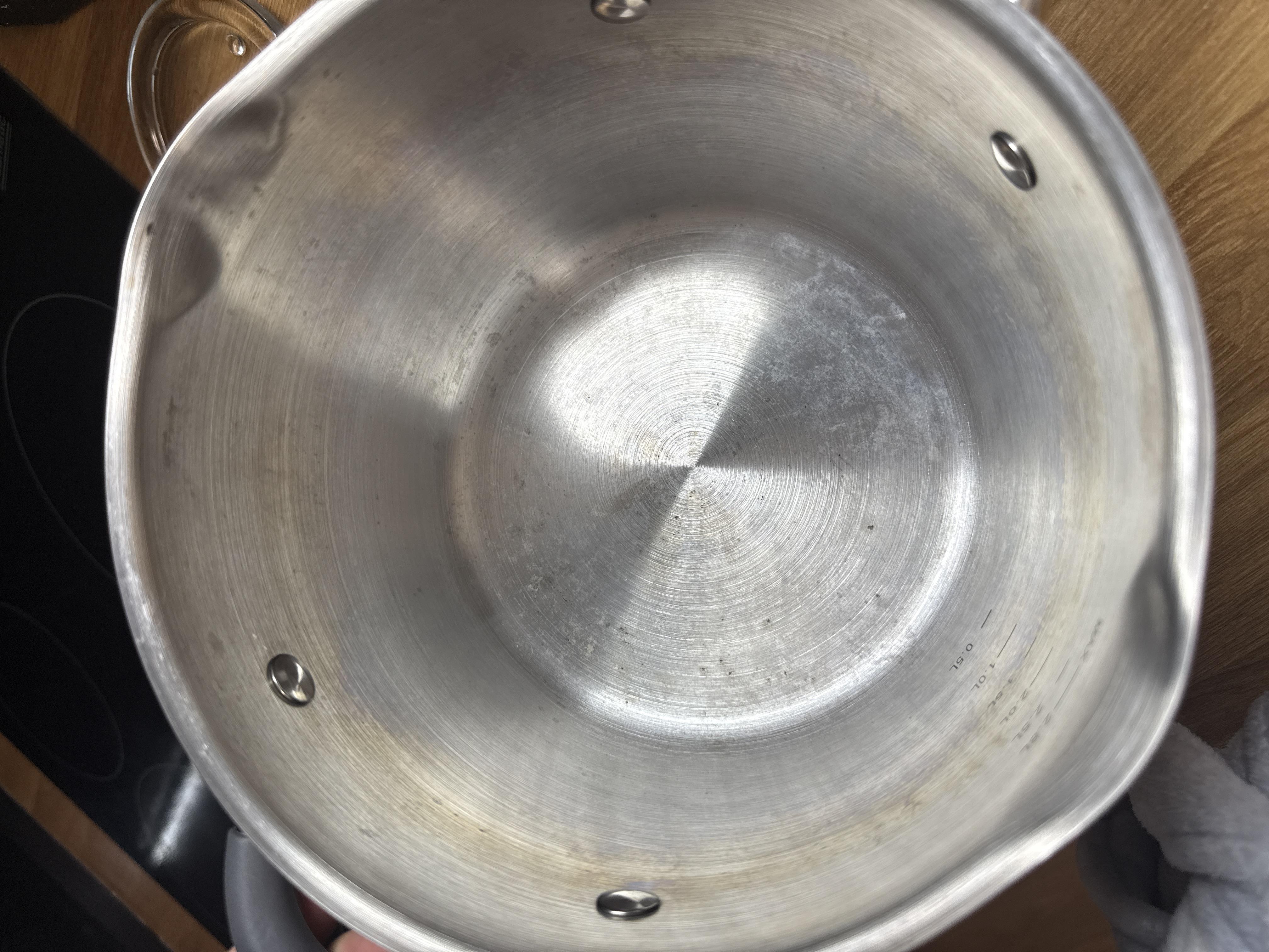 Набор кастрюль Maxmark 6 предметов MK-5606G в реальных условиях использования от пользователя Тетяна.