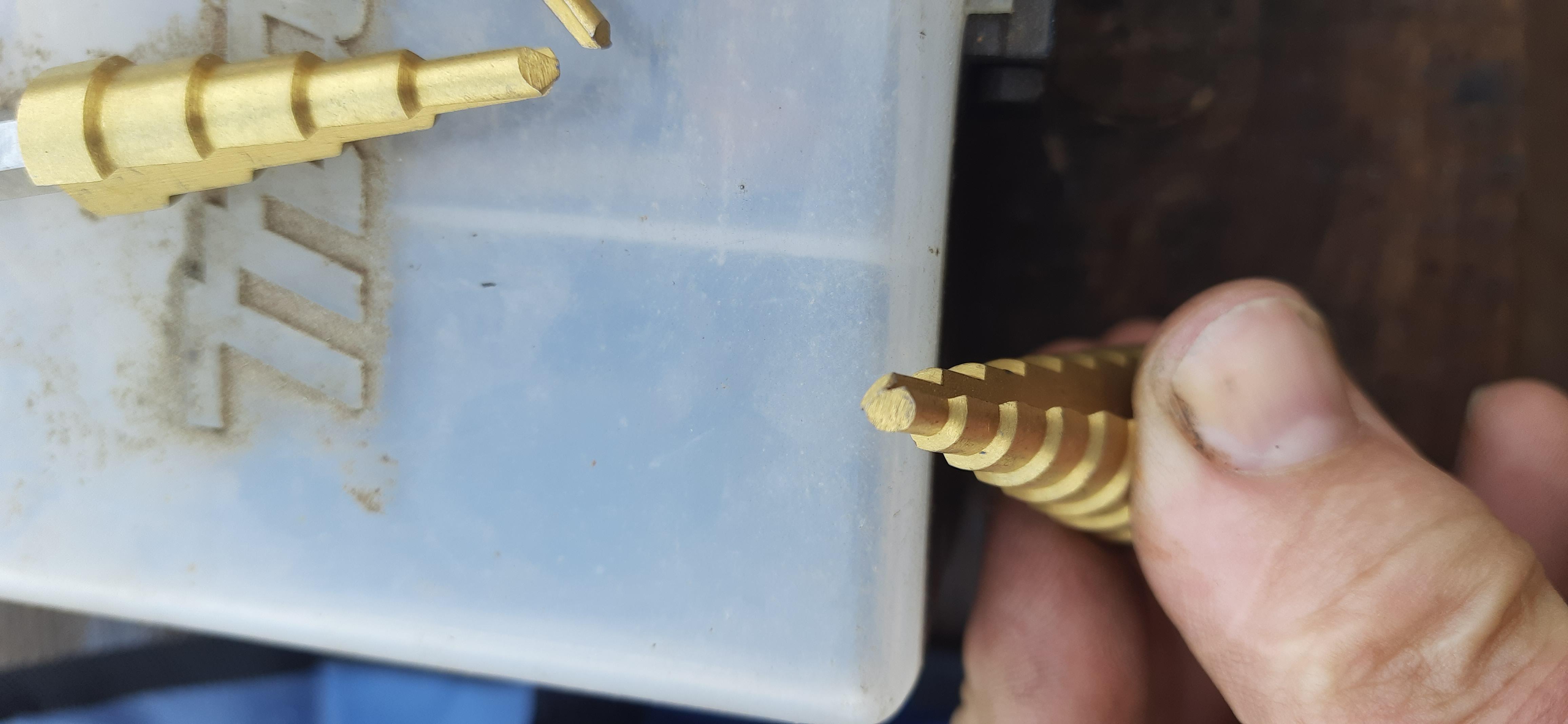 Фото: Свердла східчасті HSS з титановим покриттям сталь 3 шт., надіслане користувачем Ігор Свердла східчасті HSS з титановим покриттям сталь 3 шт. у реальних умовах використання від користувача Ігор.