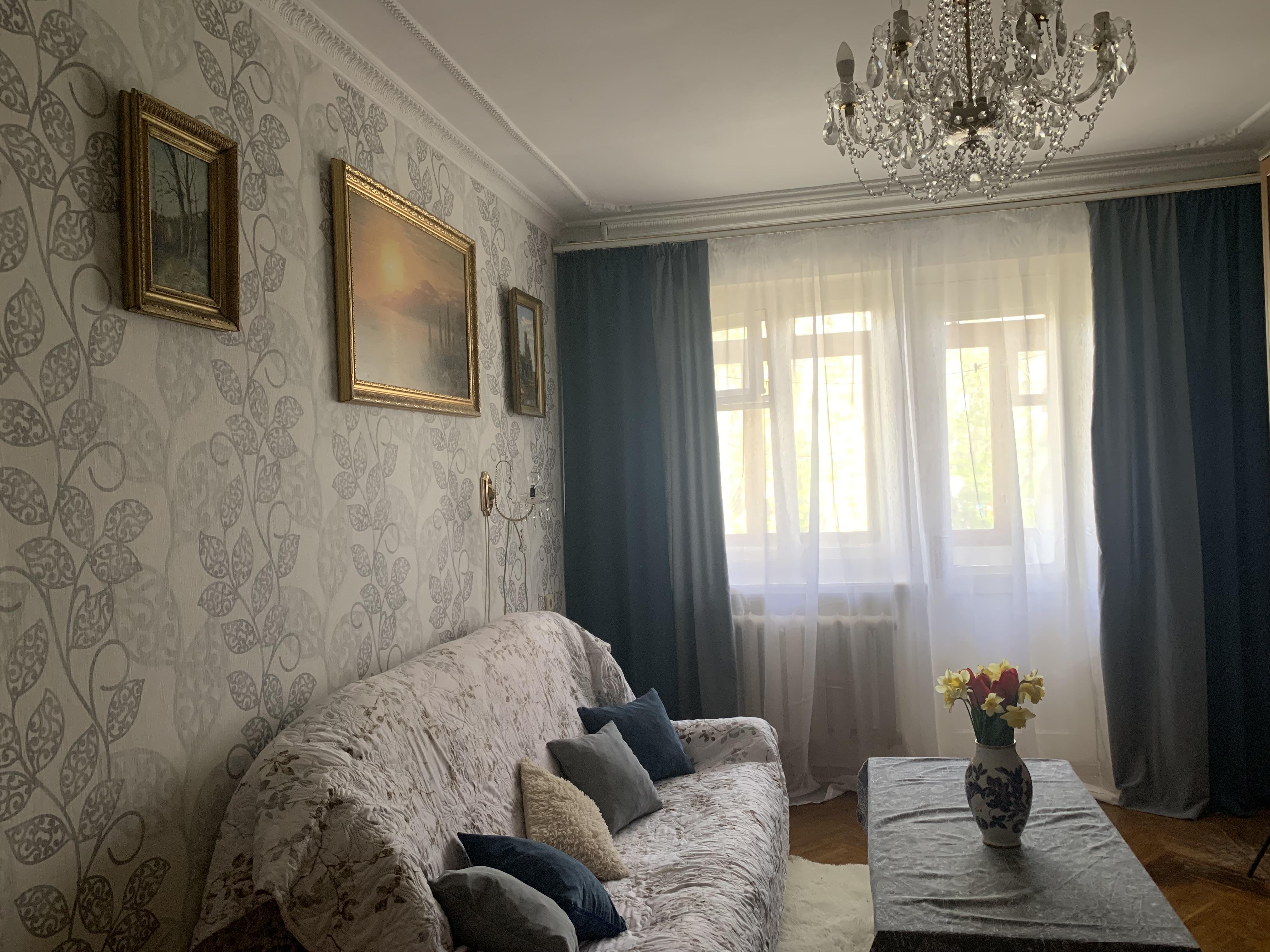 Комплект штор два кольори Lux Portiery Мікровелюр Шоколадно-коричневий/Бежевий 150x265 см 2 шт. (TDC 23226) у реальних умовах використання від покупця Еришевв.