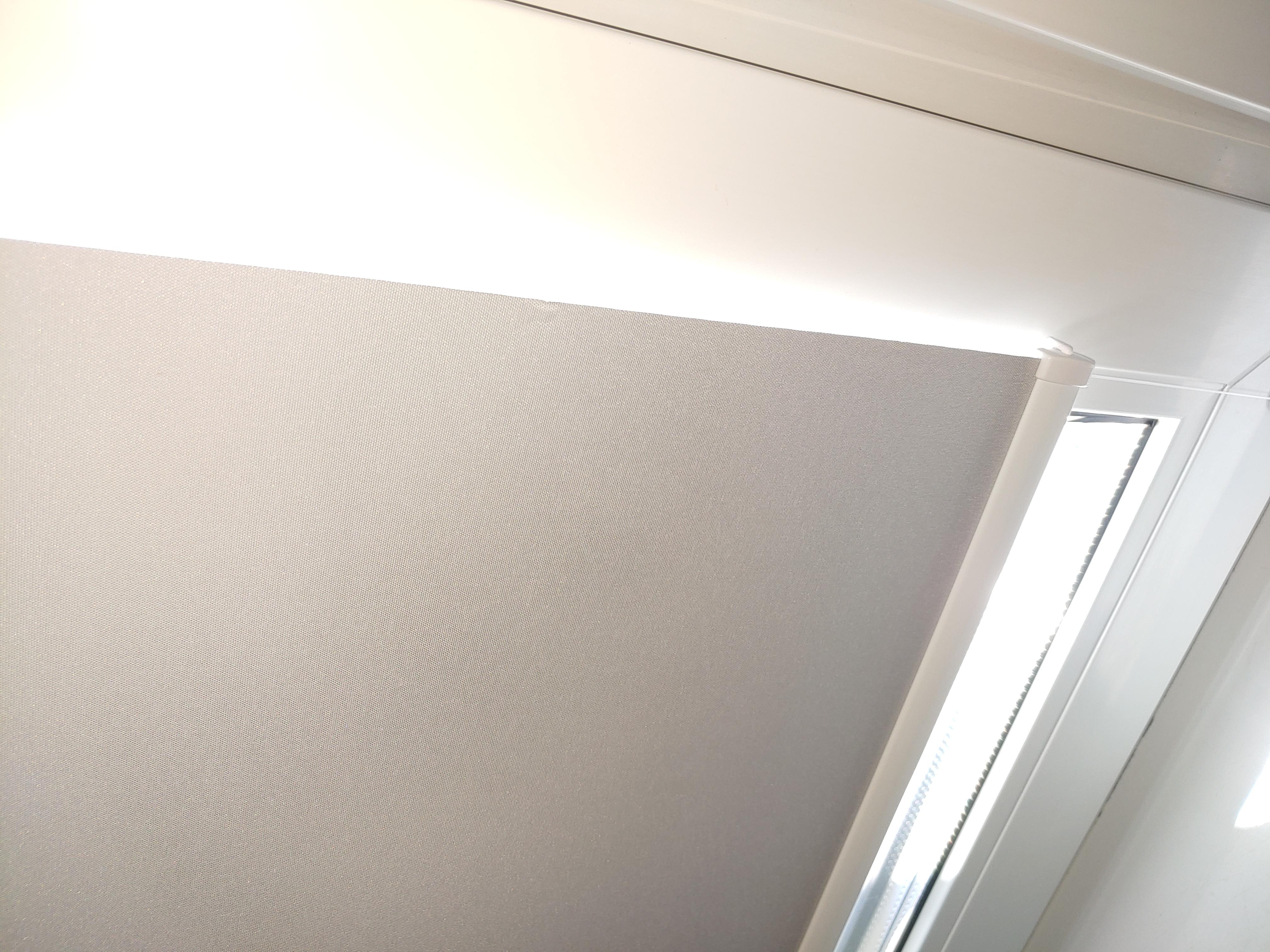 Фото: Ролета тканевая блэкаут E-ROLETA ВО 54 сильвер с фиксацией под наклон 53х150 см Серый (ВО-S-54-53-150), отправлено пользователем Катерина Ролета тканевая блэкаут E-ROLETA ВО 54 сильвер с фиксацией под наклон 53х150 см Серый (ВО-S-54-53-150) в реальных условиях использования от пользователя Катерина.