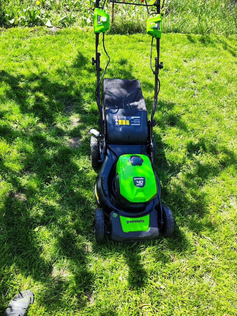 Газонокосарка акумуляторна Greenworks GD40LM46SPK4 з АКБ/ЗП у реальних умовах використання від користувача Віктор.