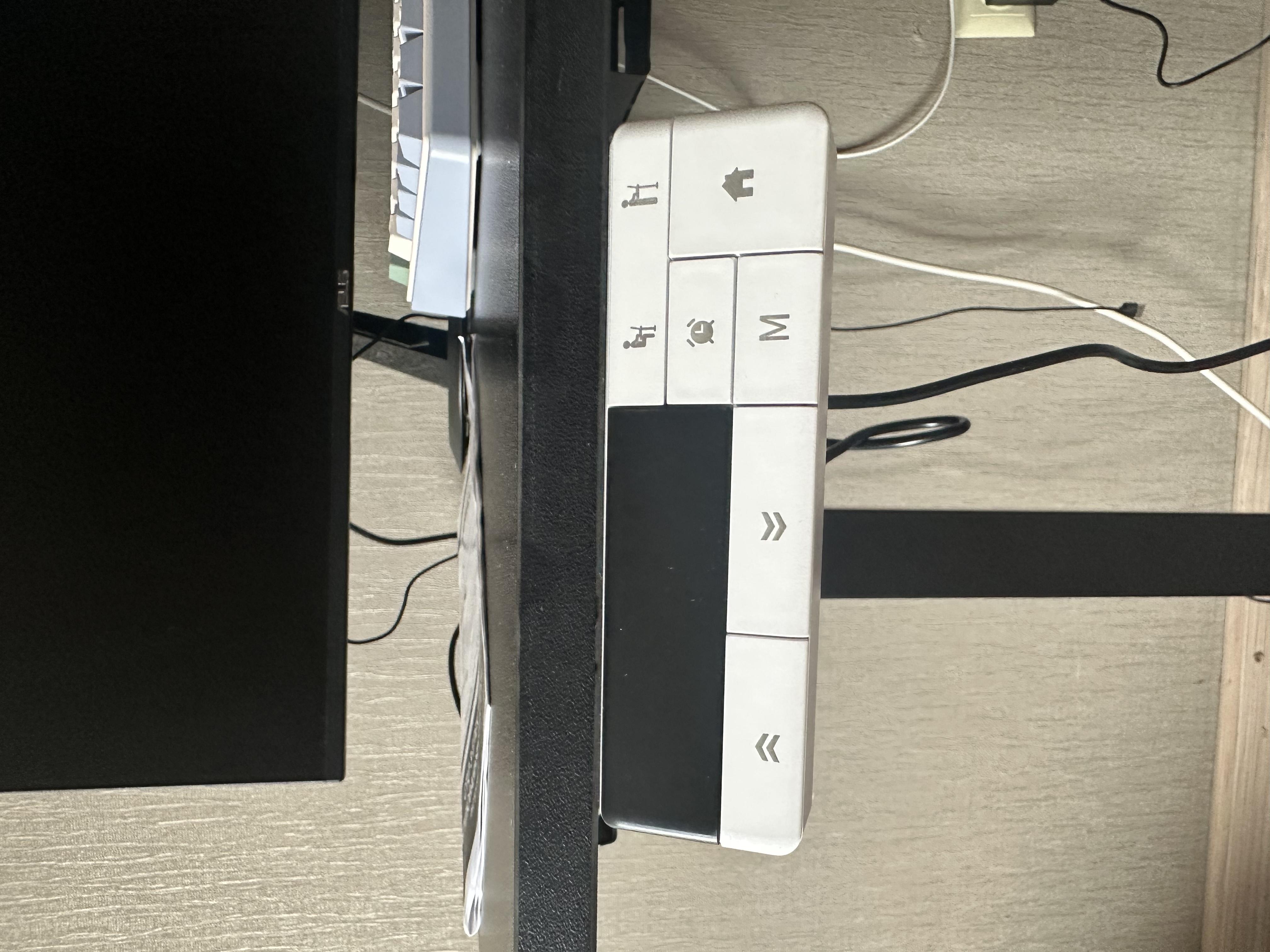 Стол компьютерный Mealux PowerDesk Lite Black (EVO-201 Lite B/B) в реальных условиях использования от пользователя Олександр.