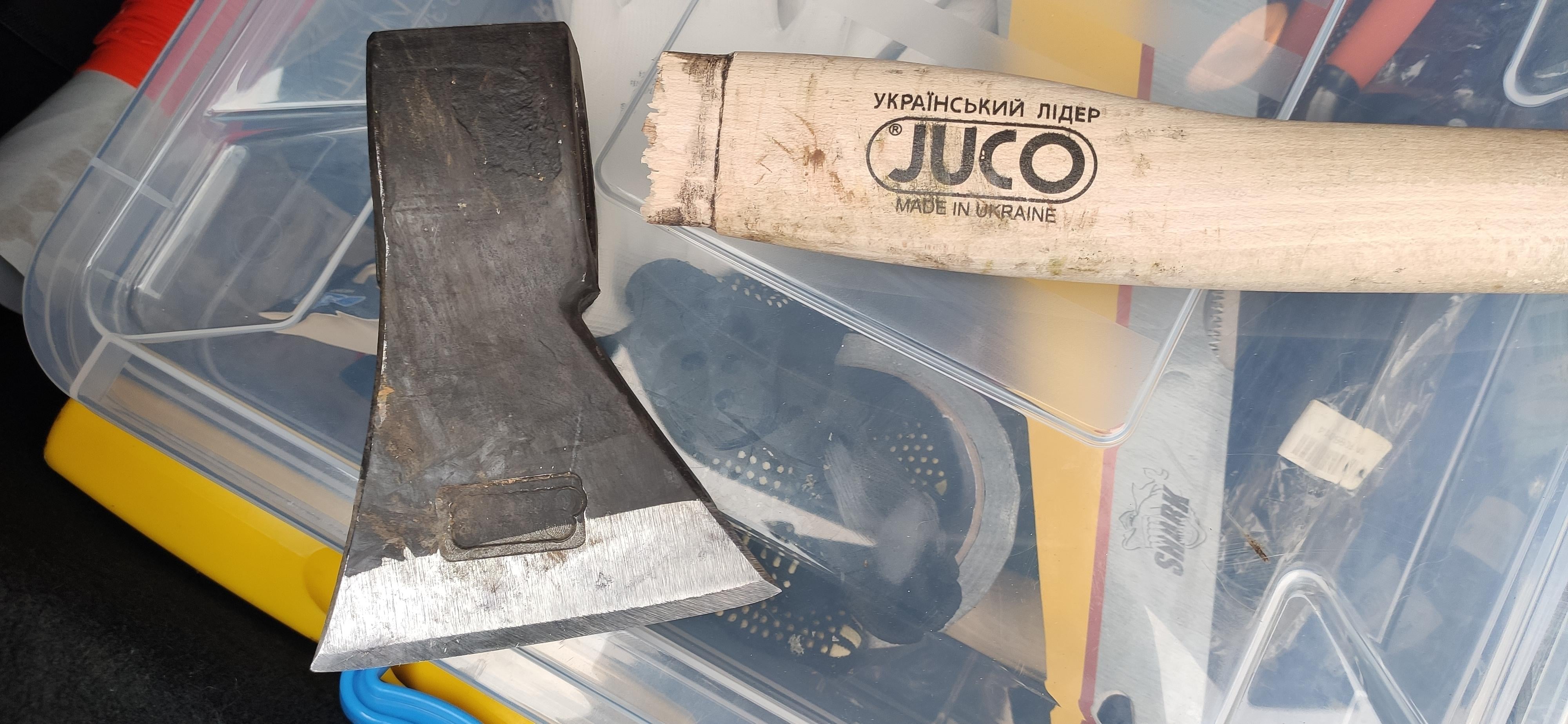 Топор Juco с ручкой 0,6 кг Т1022 в реальных условиях использования от пользователя Кирило.