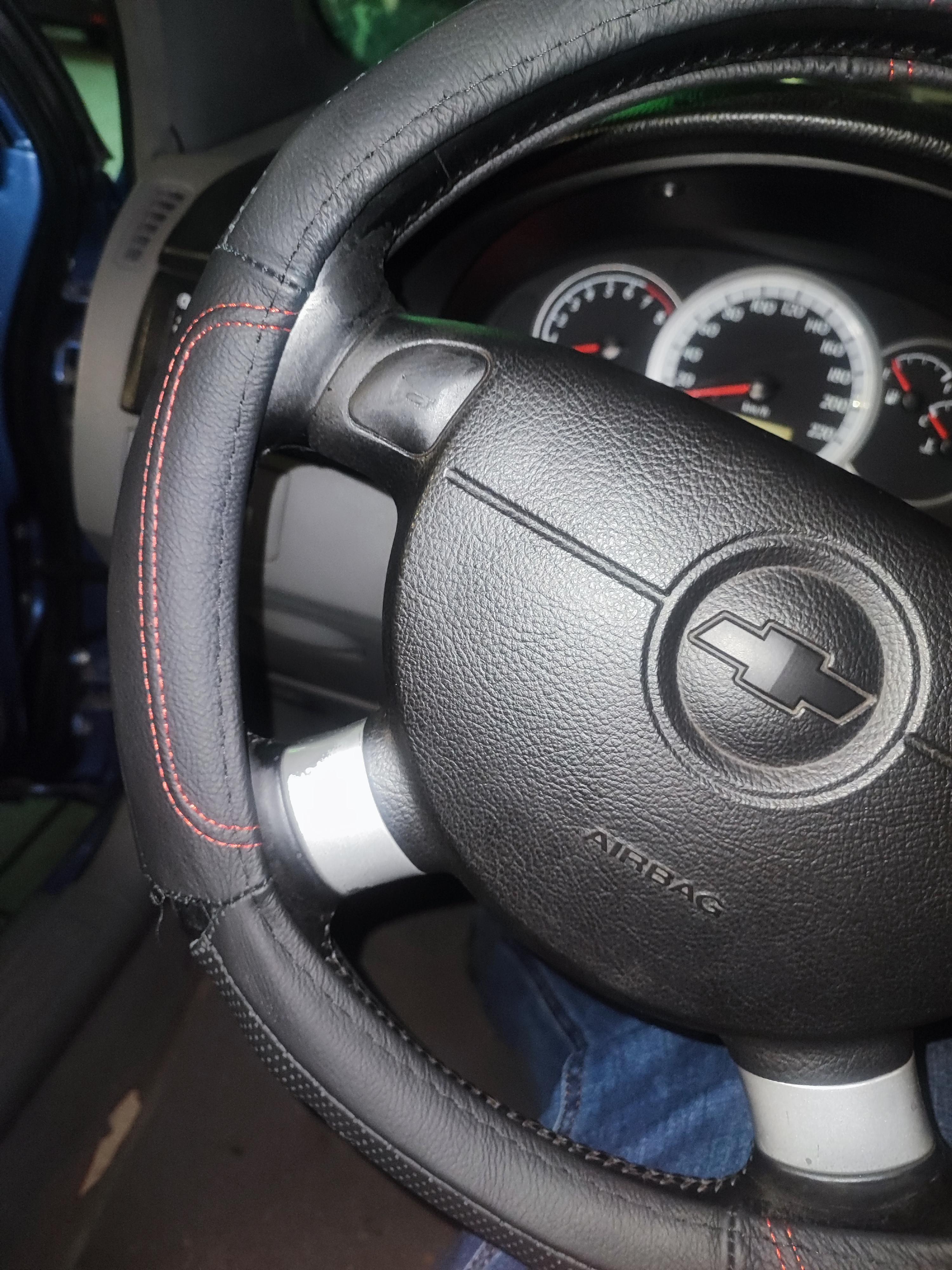 Чехол на руль Auto Assistance 09NR007 M (37-39 см) черный в реальных условиях использования от покупателя Іван.