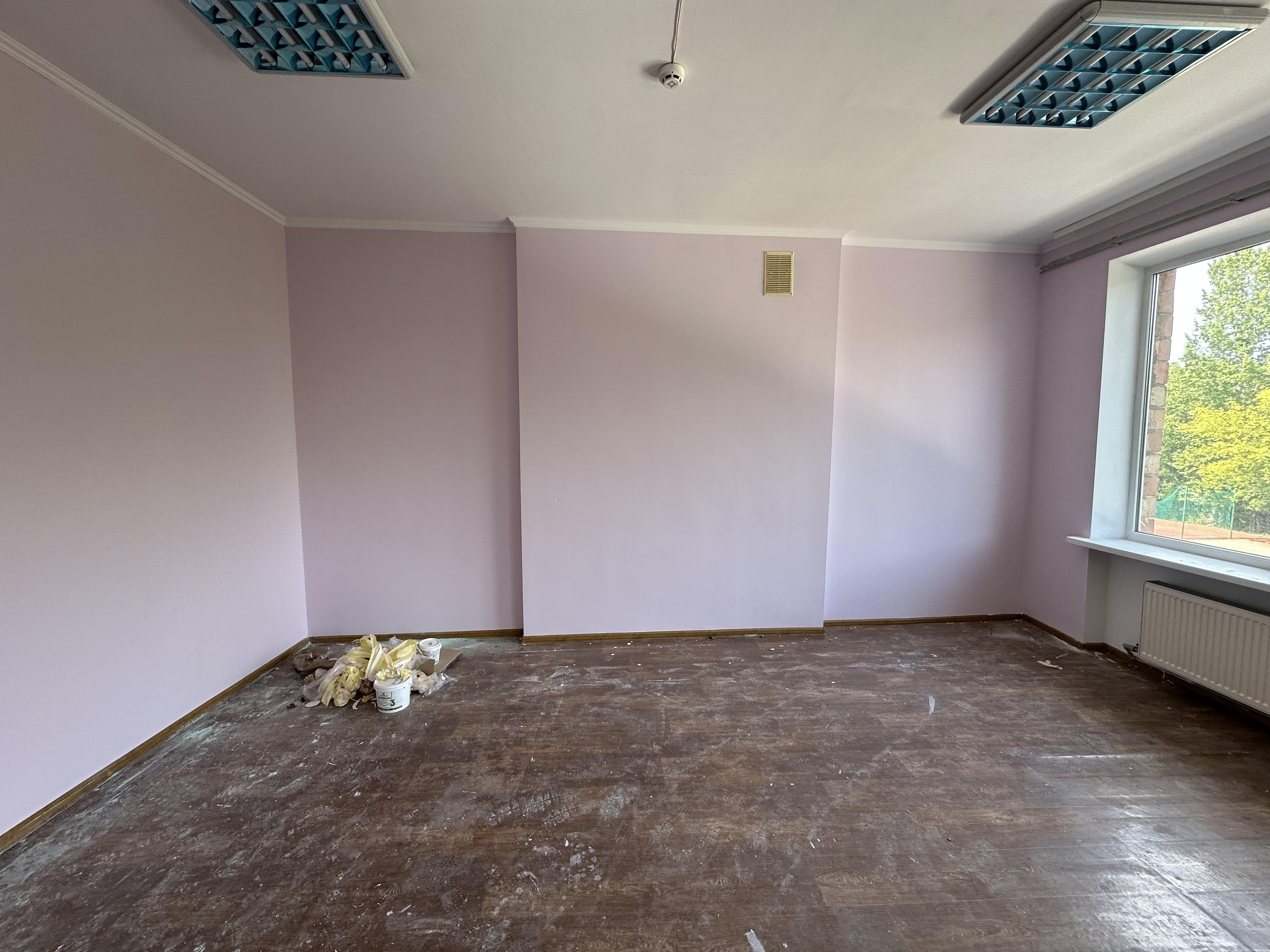 Краска акриловая водоэмульсионная Kompozit INTERIOR 3 глубокий мат 4,2 кг в реальных условиях использования от пользователя Давид Гоцман.