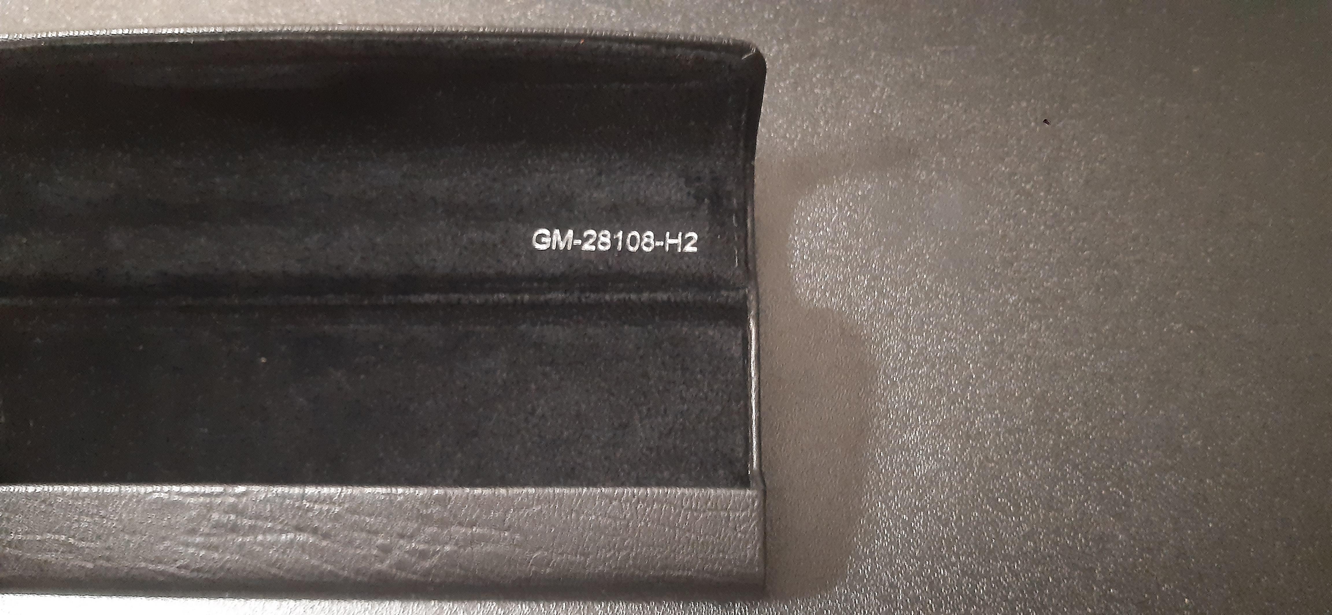 Фото: Футляр для очков из искусственной кожи на магните R-H8087-6 (04784), отправлено пользователем Сергей Футляр для очков из искусственной кожи на магните R-H8087-6 (04784) в реальных условиях использования от пользователя Сергей.