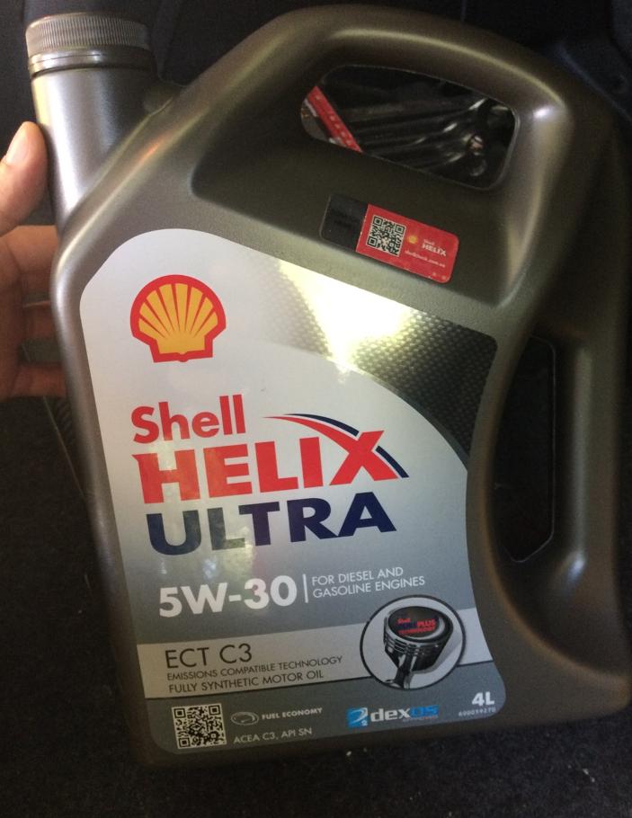 Моторное масло синтетическое SHELL Helix Ultra ECT C3 5W-30 4 л (ТОВ-У505636) в реальных условиях использования от пользователя Ігор Денисенко.
