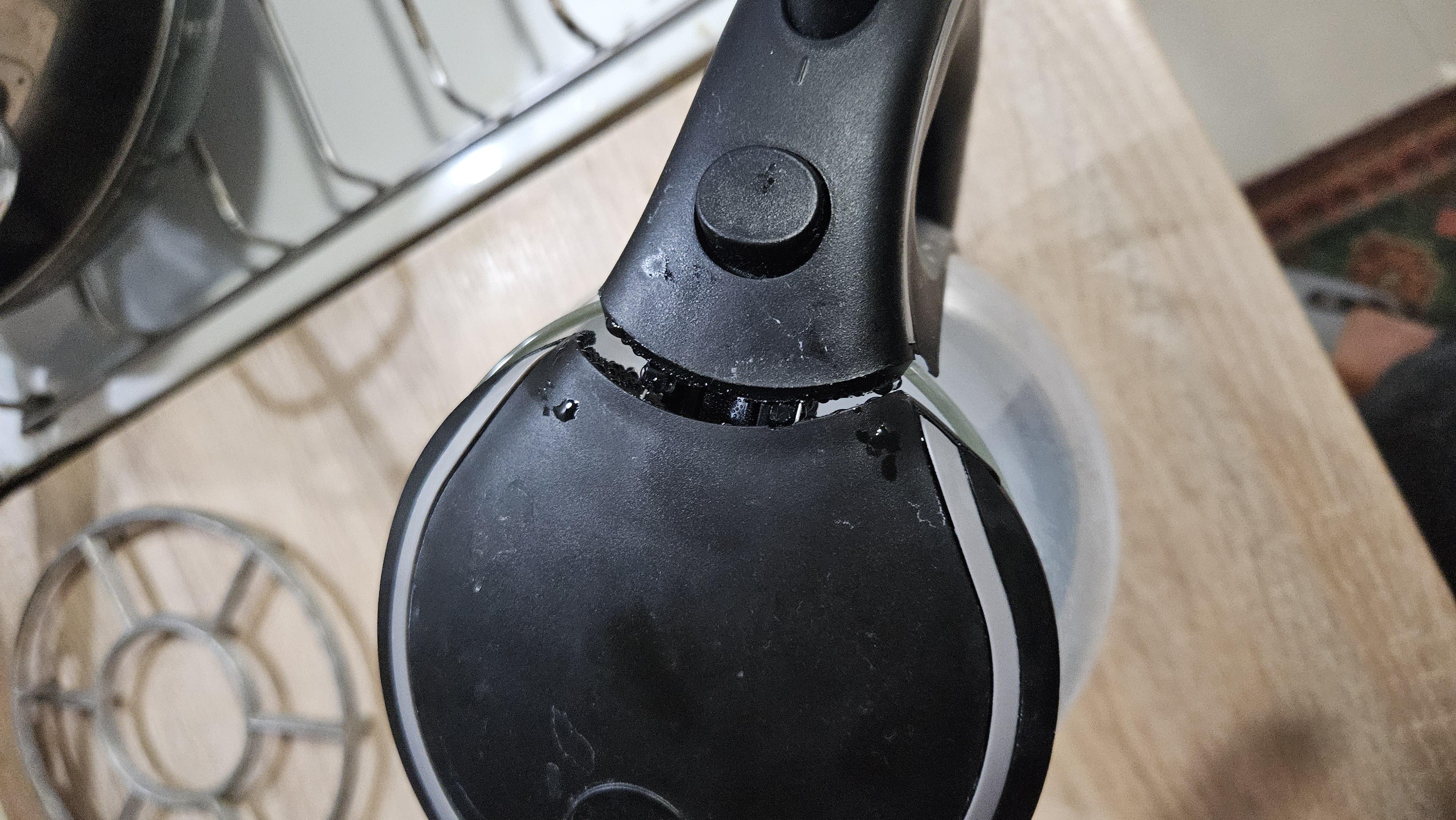 Электрочайник Rotex RKT82-G в реальных условиях использования от пользователя Олександр.