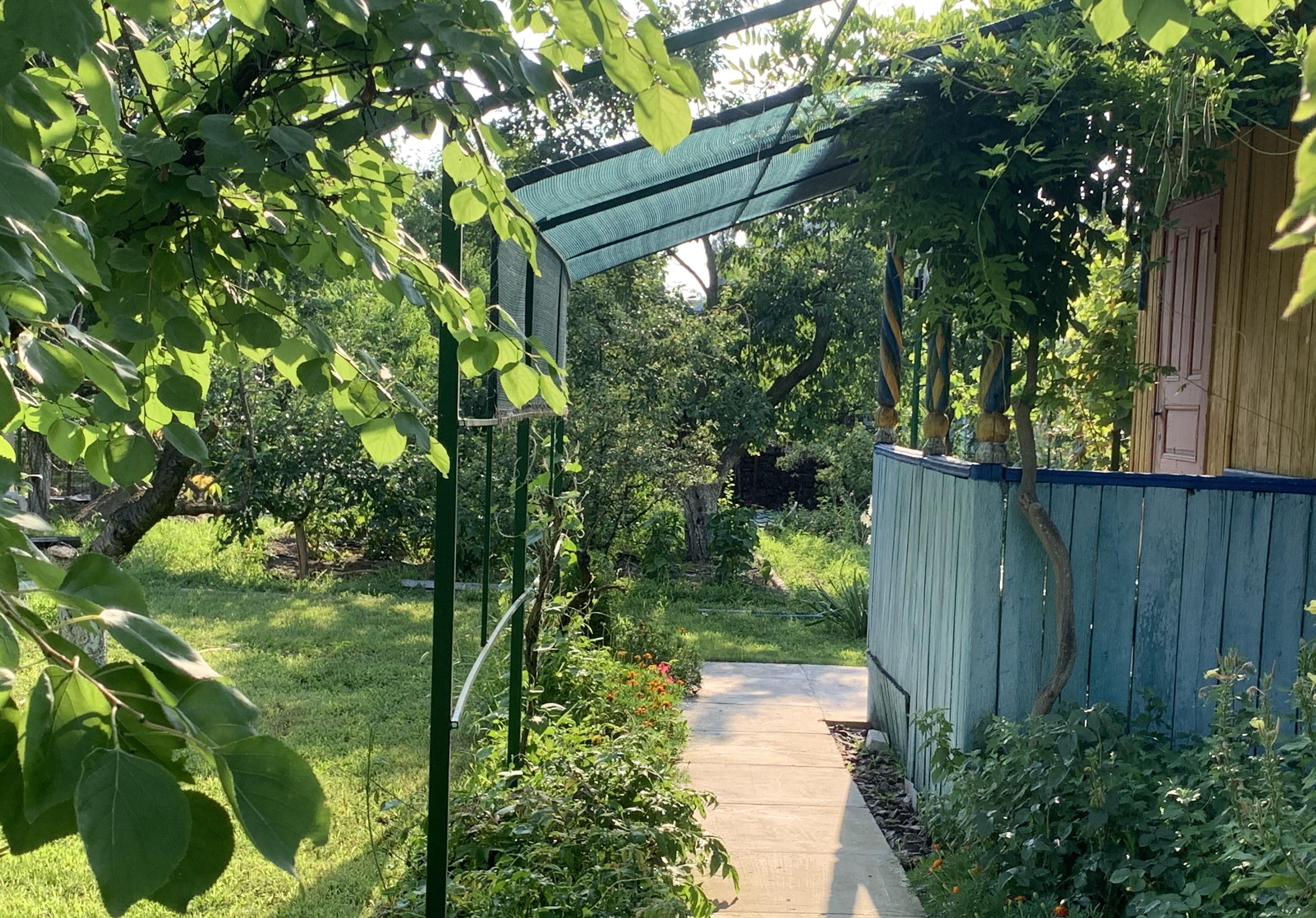 Сетка атеняющая Premium-Agro 85% отрезная ширина 1,5 м Зеленый (27883043) в реальных условиях использования от покупателя Юрий.