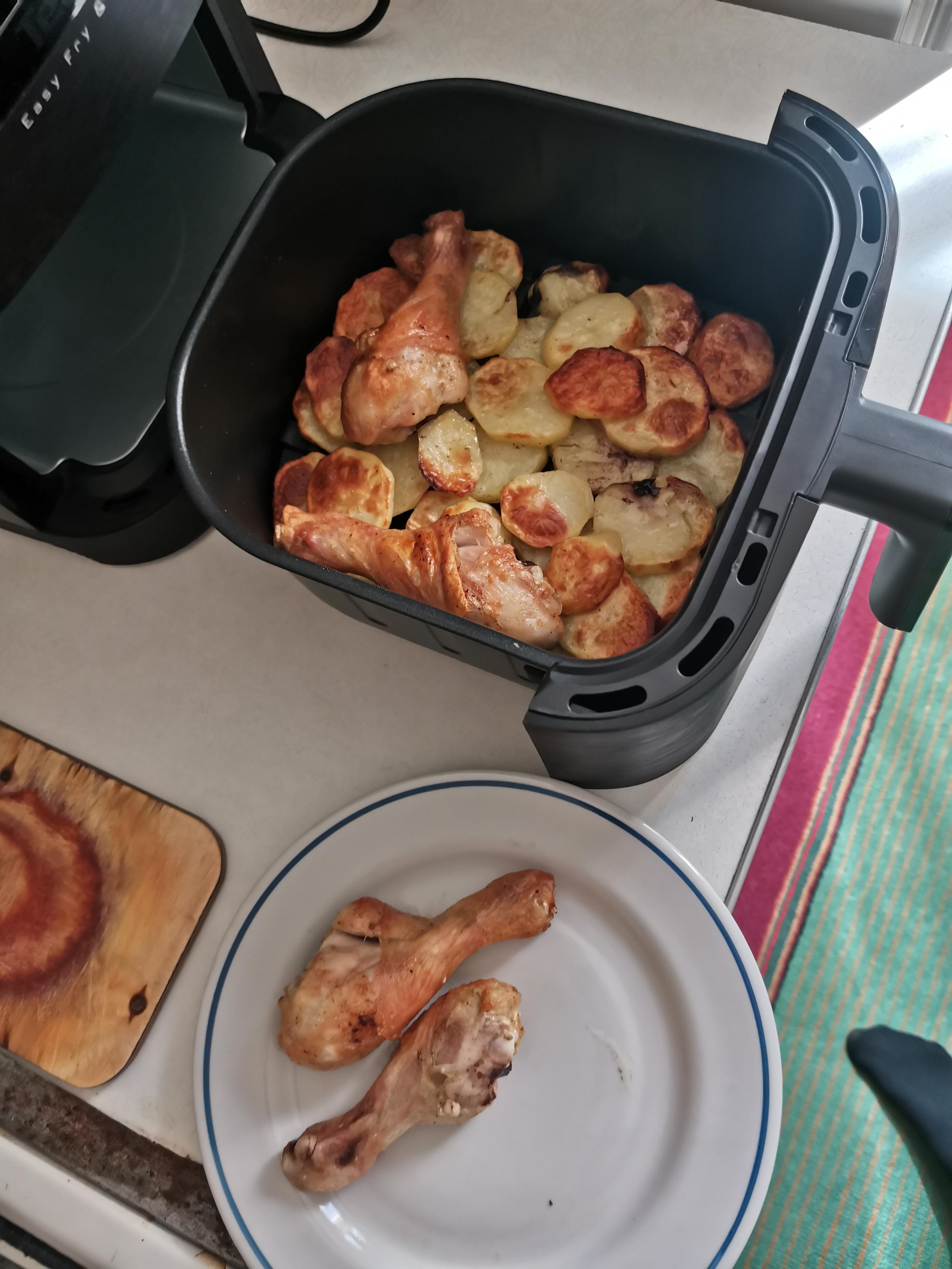 Мультипіч Tefal Easy Fry & Grill Classic EY501815 у реальних умовах використання від покупця Олександр.