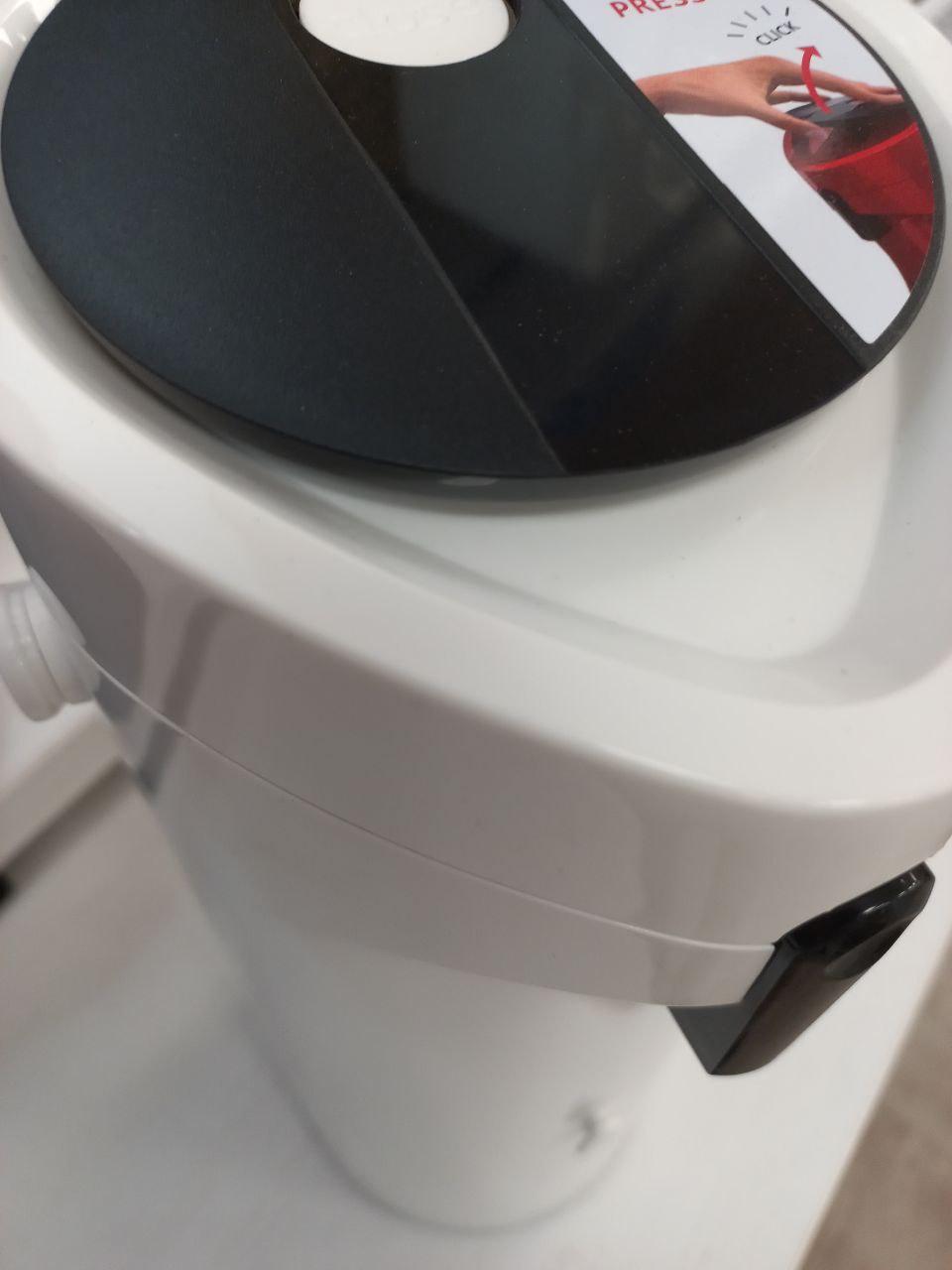 Фото: Термочайник Tefal PONZA PUMP 1.9 л K3140214, отправлено пользователем Софія Нимиренко Термочайник Tefal PONZA PUMP 1.9 л K3140214 в реальных условиях использования от пользователя Софія Нимиренко.