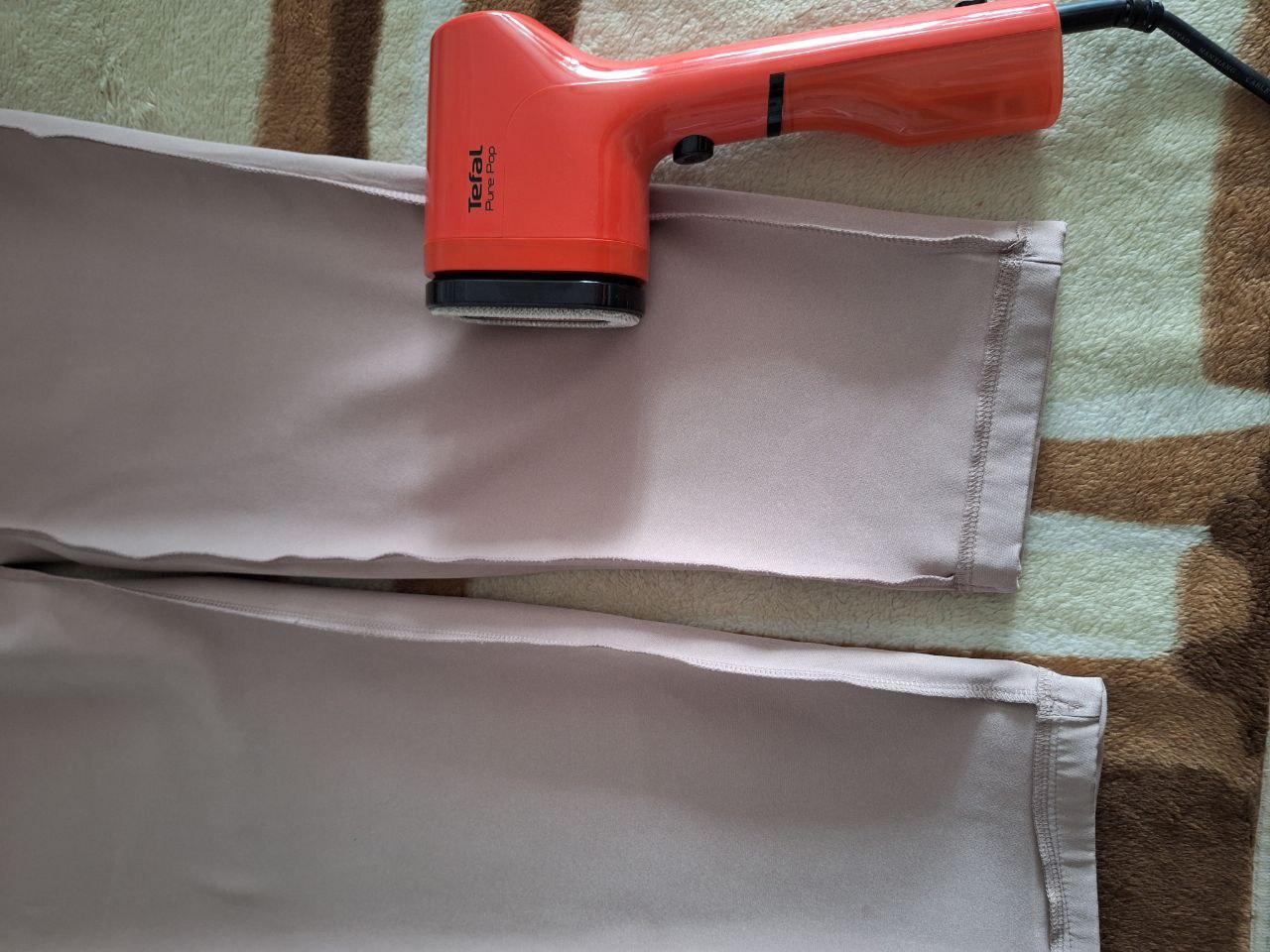 Фото: Отпариватель ручной Tefal Pure Pop DT2022E1, отправлено пользователем Дарина Свистун Отпариватель ручной Tefal Pure Pop DT2022E1 в реальных условиях использования от пользователя Дарина Свистун.