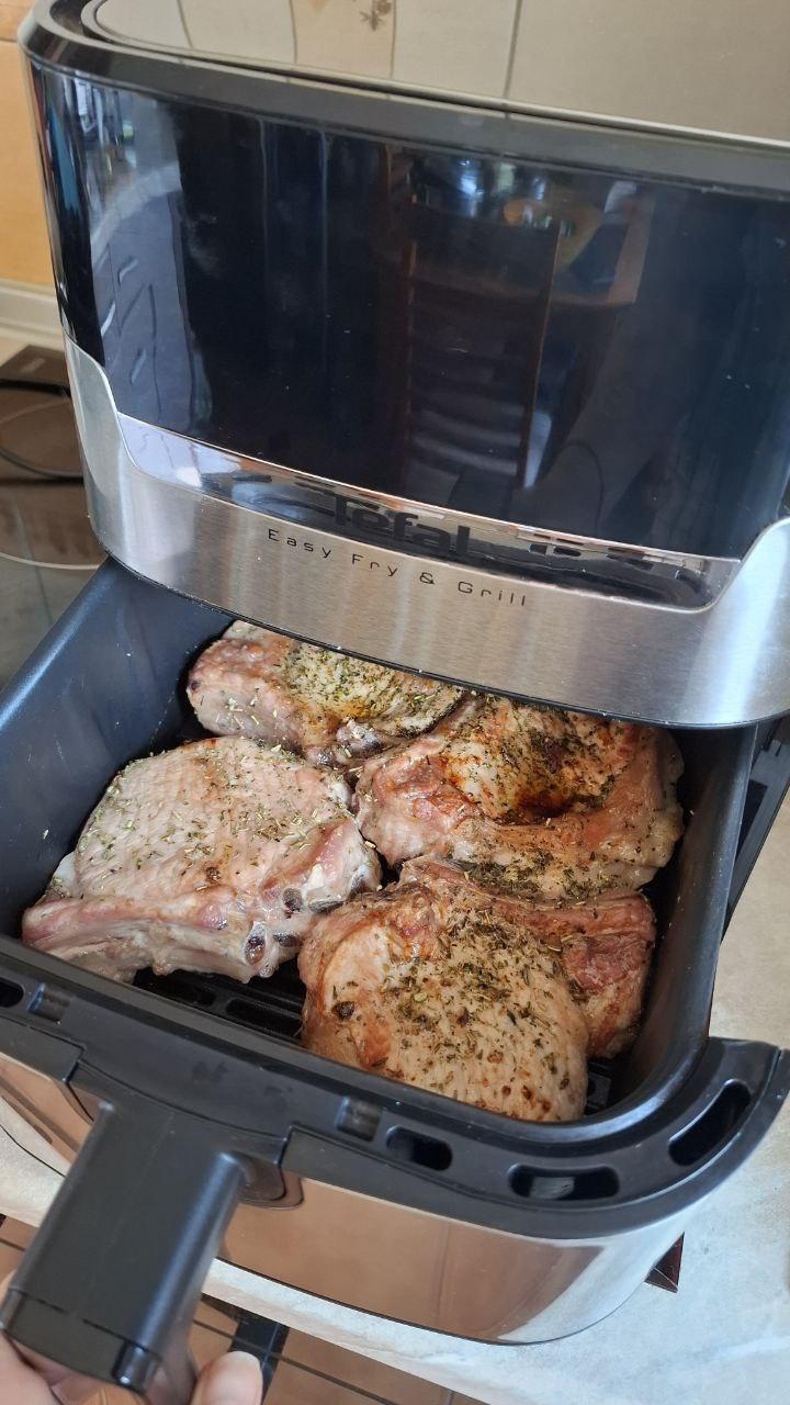 Мультипіч Tefal Easy Fry & Grill Precision EY505D15 у реальних умовах використання від користувача Яна Зіновська.
