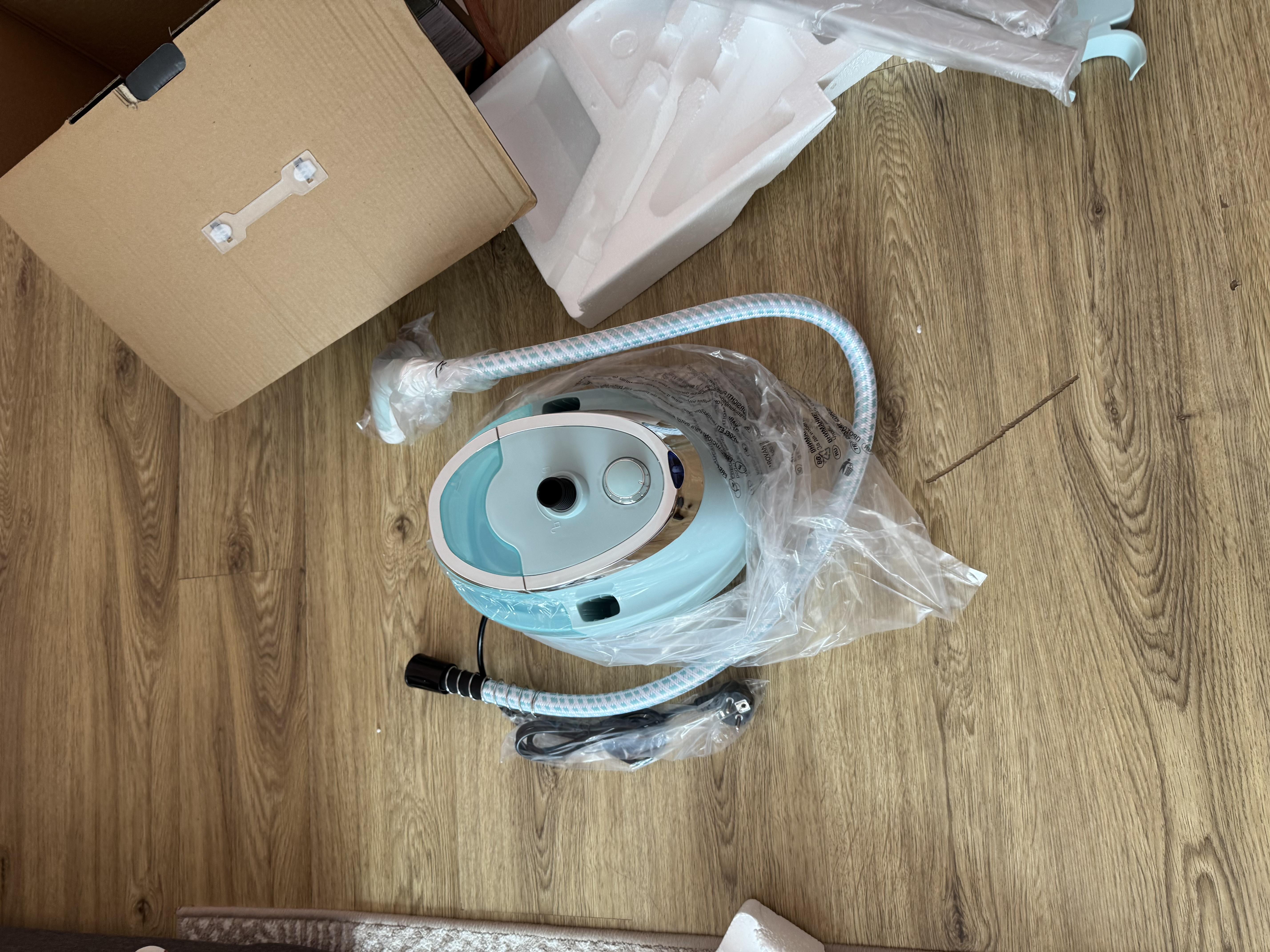 Отпариватель вертикальный Zepline ZP-129 для одежды стационарный напольный с вешалкой и доской 3000 W в реальных условиях использования от покупателя Альона.