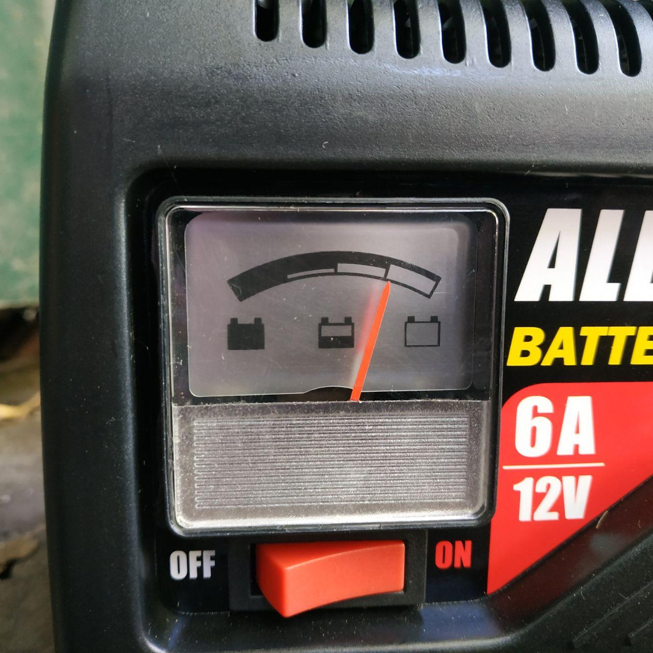 Зарядний пристрій трансформаторний Alligator 6 А 80 А/ч (AC803) у реальних умовах використання від покупця Стас.