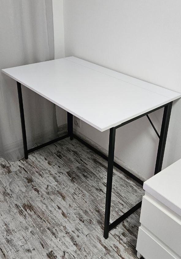 Стол Морис 750х1000х600 мм черный/белый в реальных условиях использования от покупателя Ольга.