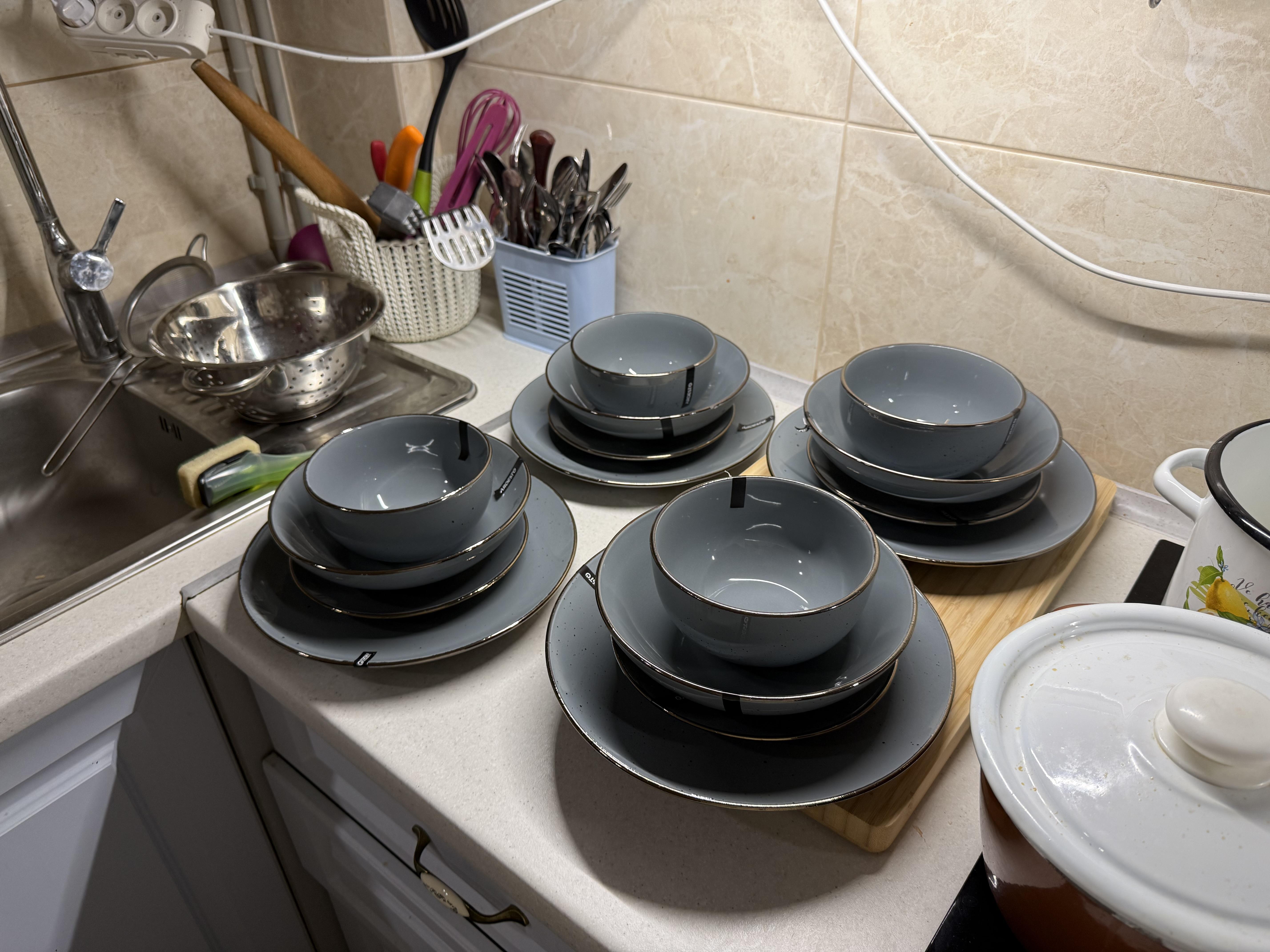 Сервиз столовой посуды Ardesto Bagheria 24 предмета 4 персоны каменная керамика Серый в реальных условиях использования от покупателя Єлизавета.