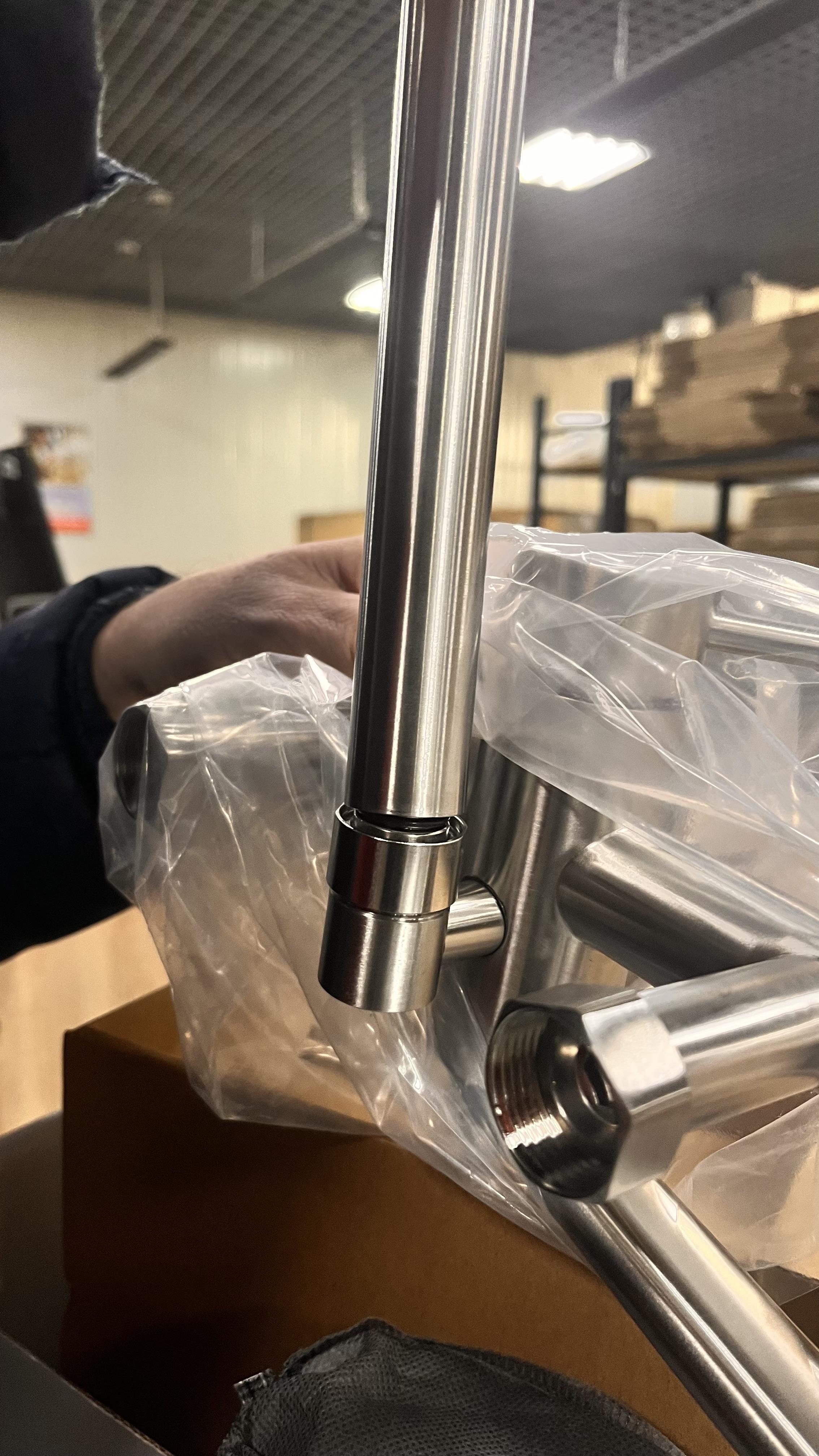 Душевая система Solone EZA16-B090 со смесителем и тропическим душем Нержавеющая сталь в реальных условиях использования от покупателя Крістіна.