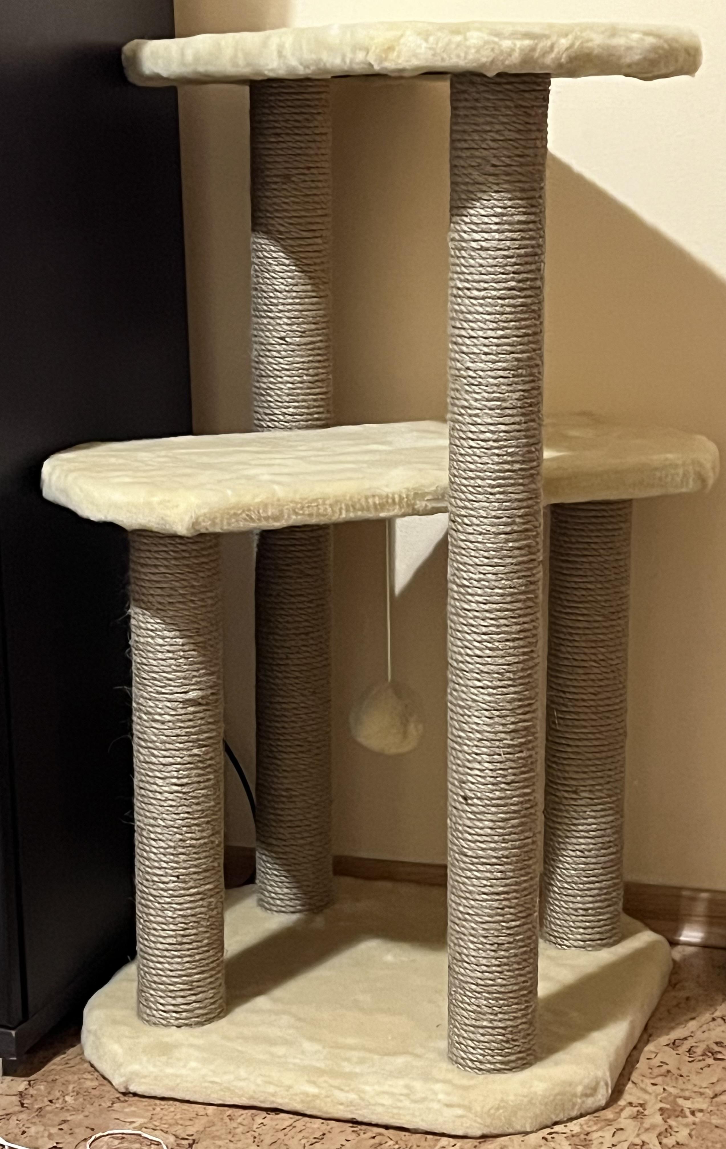 Когтеточка ФанКот Трио джут (0103/1) в реальных условиях использования от покупателя Наталія.